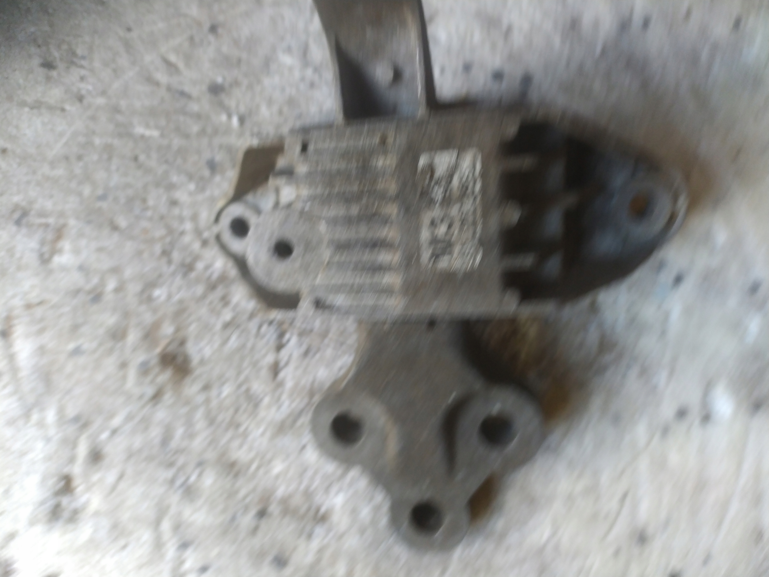 holder engine mount Opel Astra J IV 4 13287953