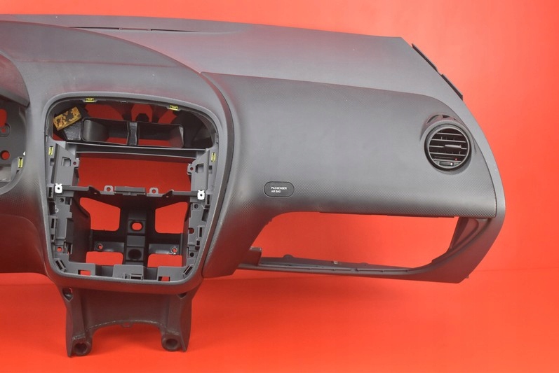 dashboard instrument panel console cockpit airbag EU SEAT TOLEDO 3 III 04-10