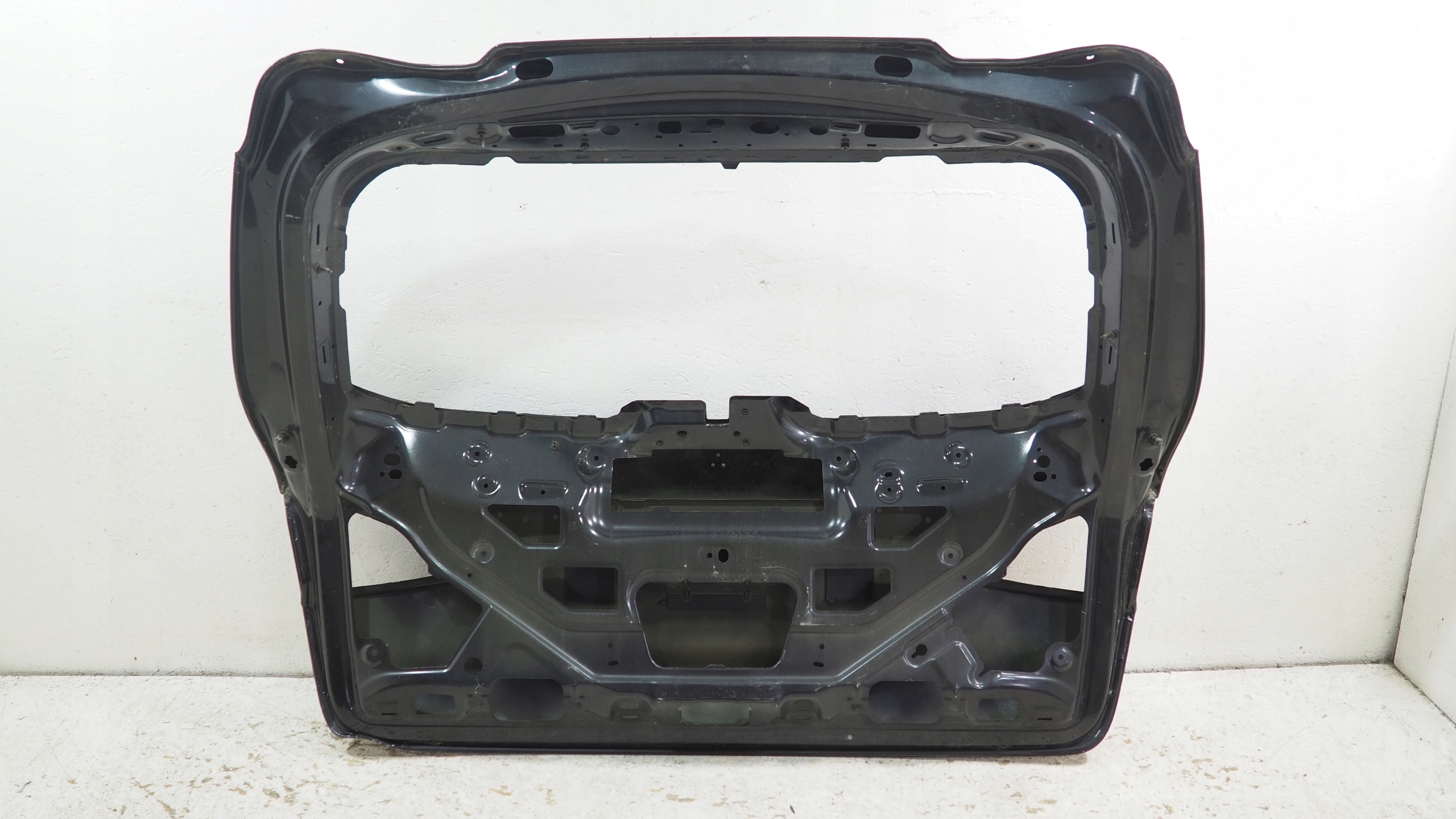 Mercedes GLC W253 trunk door boot rear part