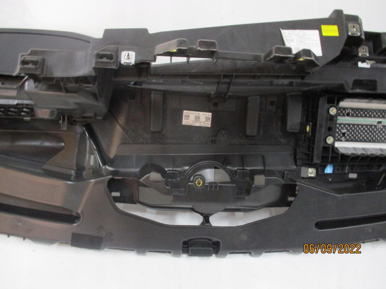 dashboard AUDI A6 4K0 leather BIALA NIC