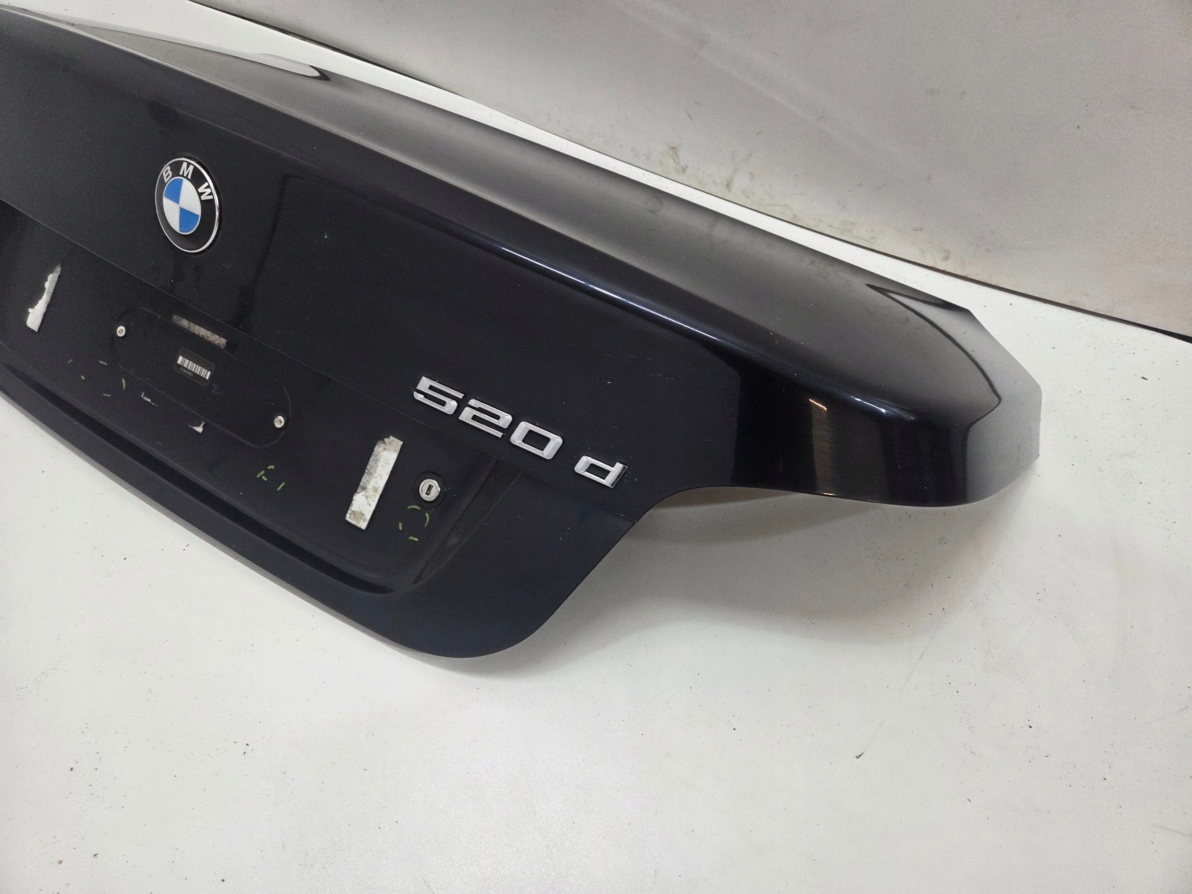 kufrové dvere kufra BMW E60 CARBONSCHWARZ