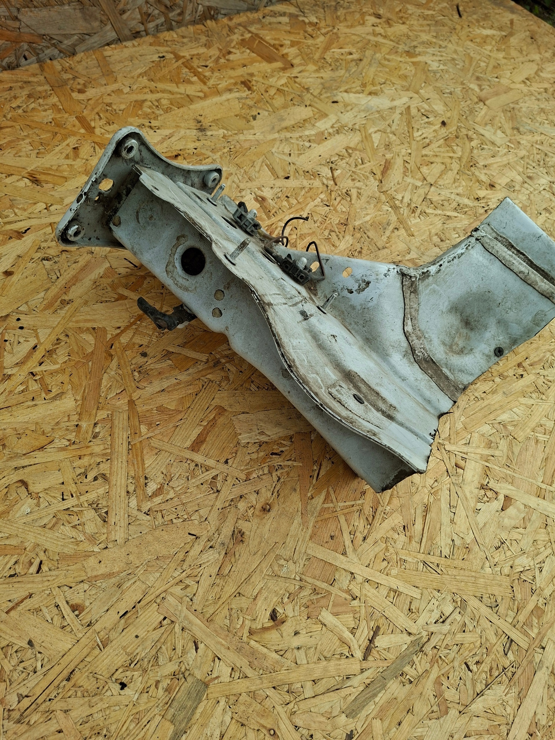 quarter FARTUCH quarter left SEAT IBIZA V