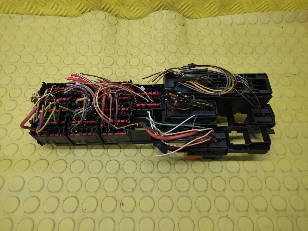 MERCEDES W202 1.8 Module fusibles