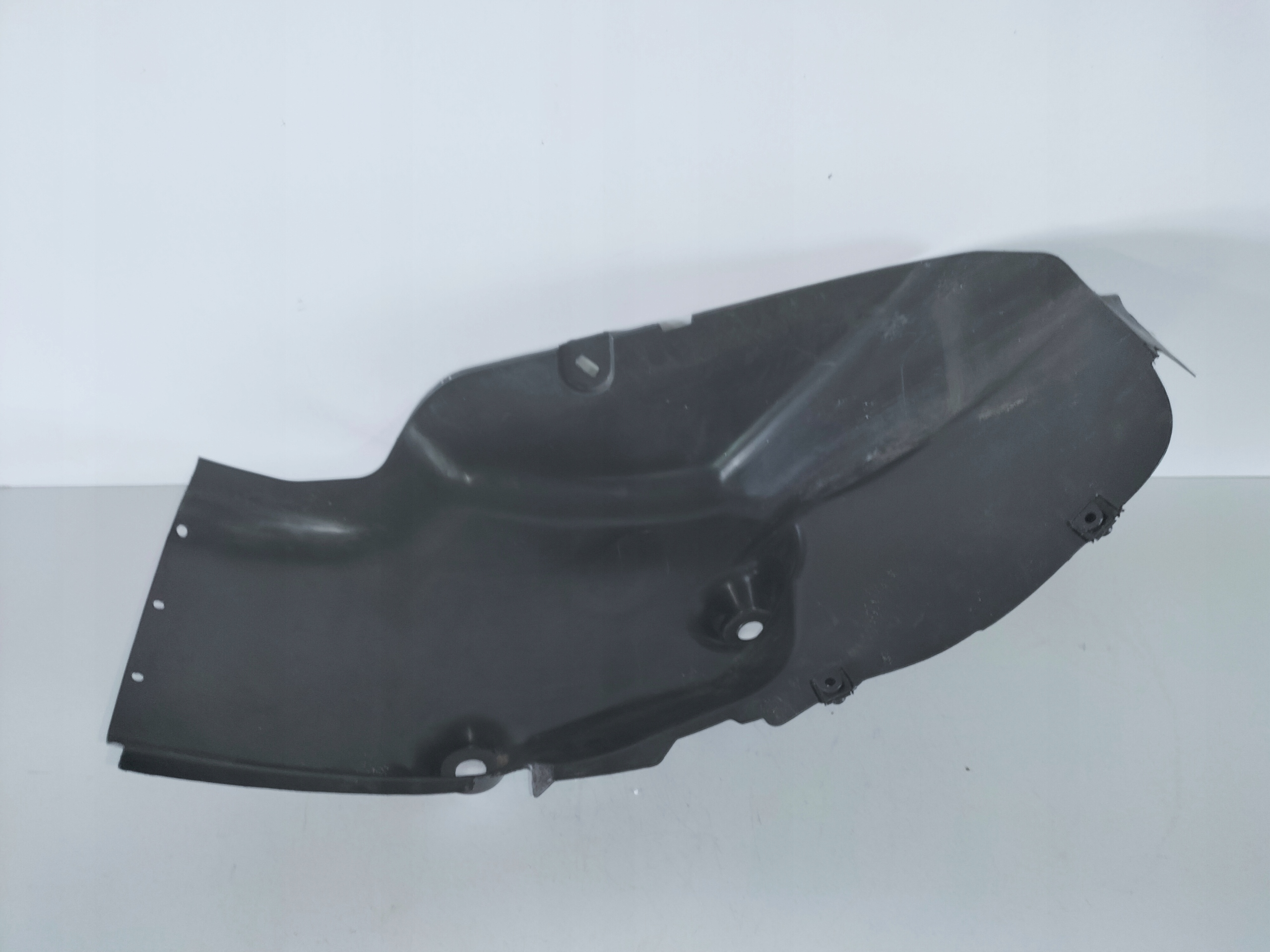 mudguard rear. rear part right HYUNDAI IX35 09