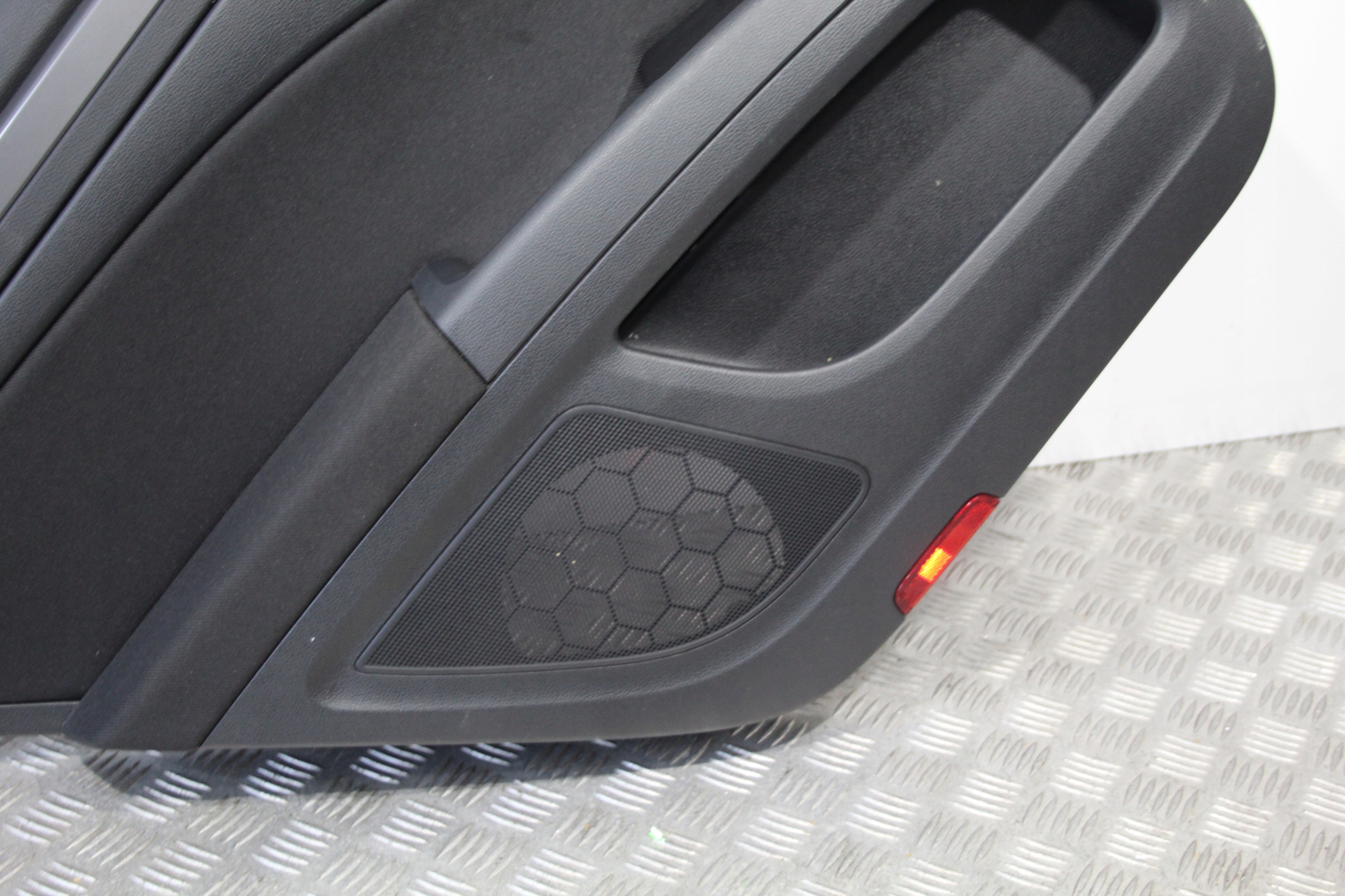 side door left rear part SKODA SUPERB II 2 3T0 3T5