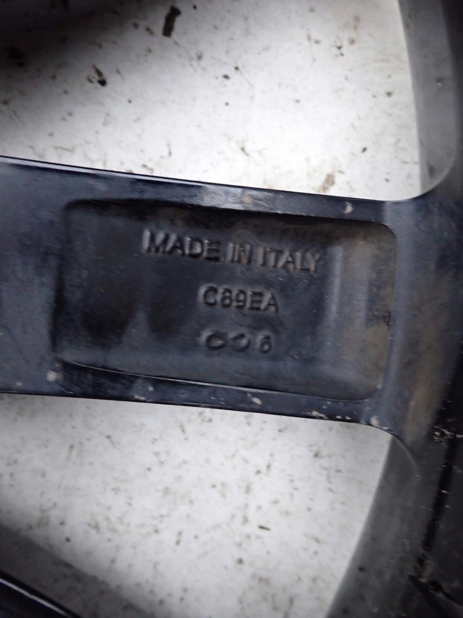 LAND ROVER J8A2-1007-LA 8,5Jx21 21" disk