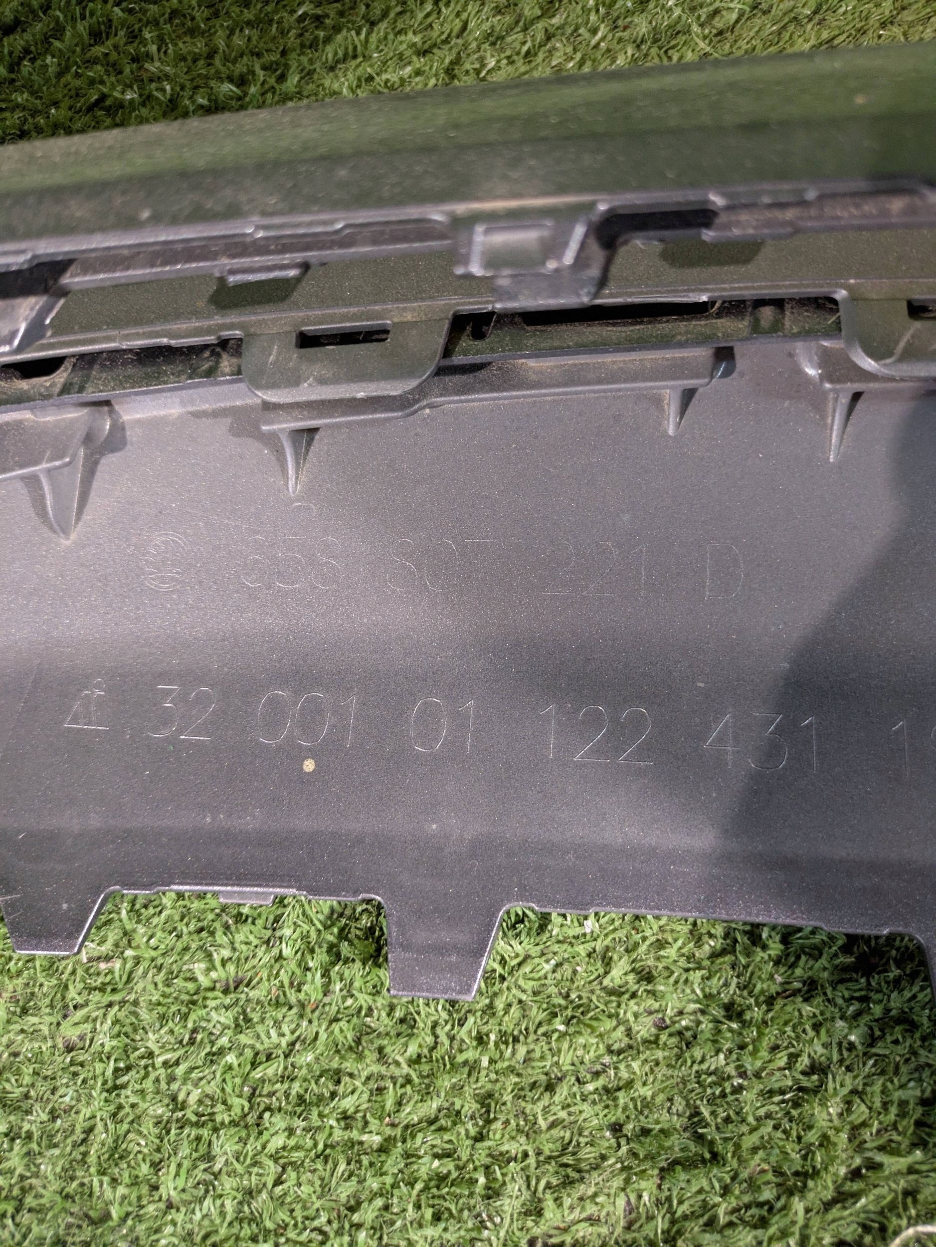 front bumper front SKODA KAMIQ LIFT 23- NR.Z8070