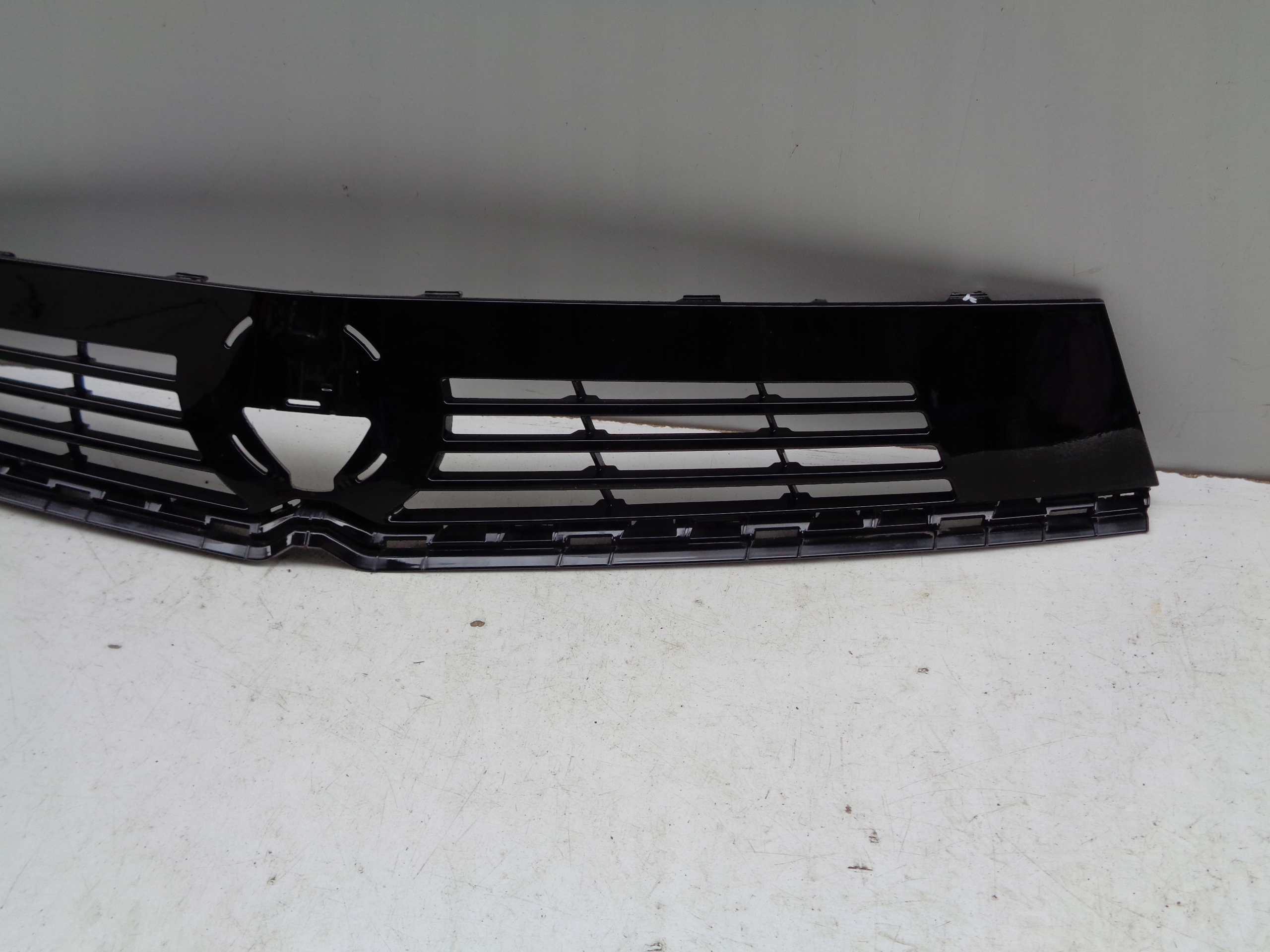 Grille OPEL ASTRA VI 6 L 22