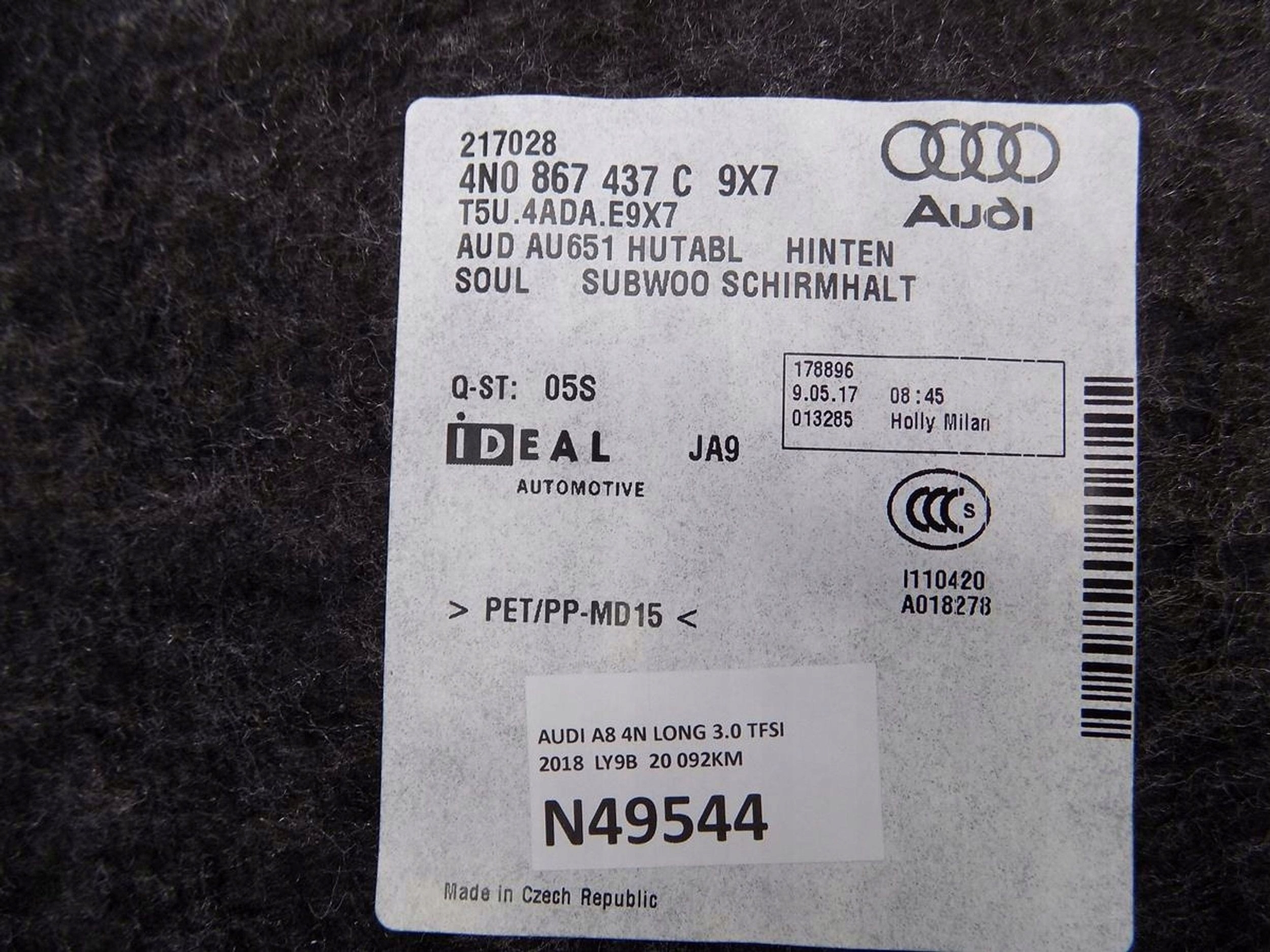 AUDI A8 4N AUTOTEPPICHE SCIANY heck 4N0867437C