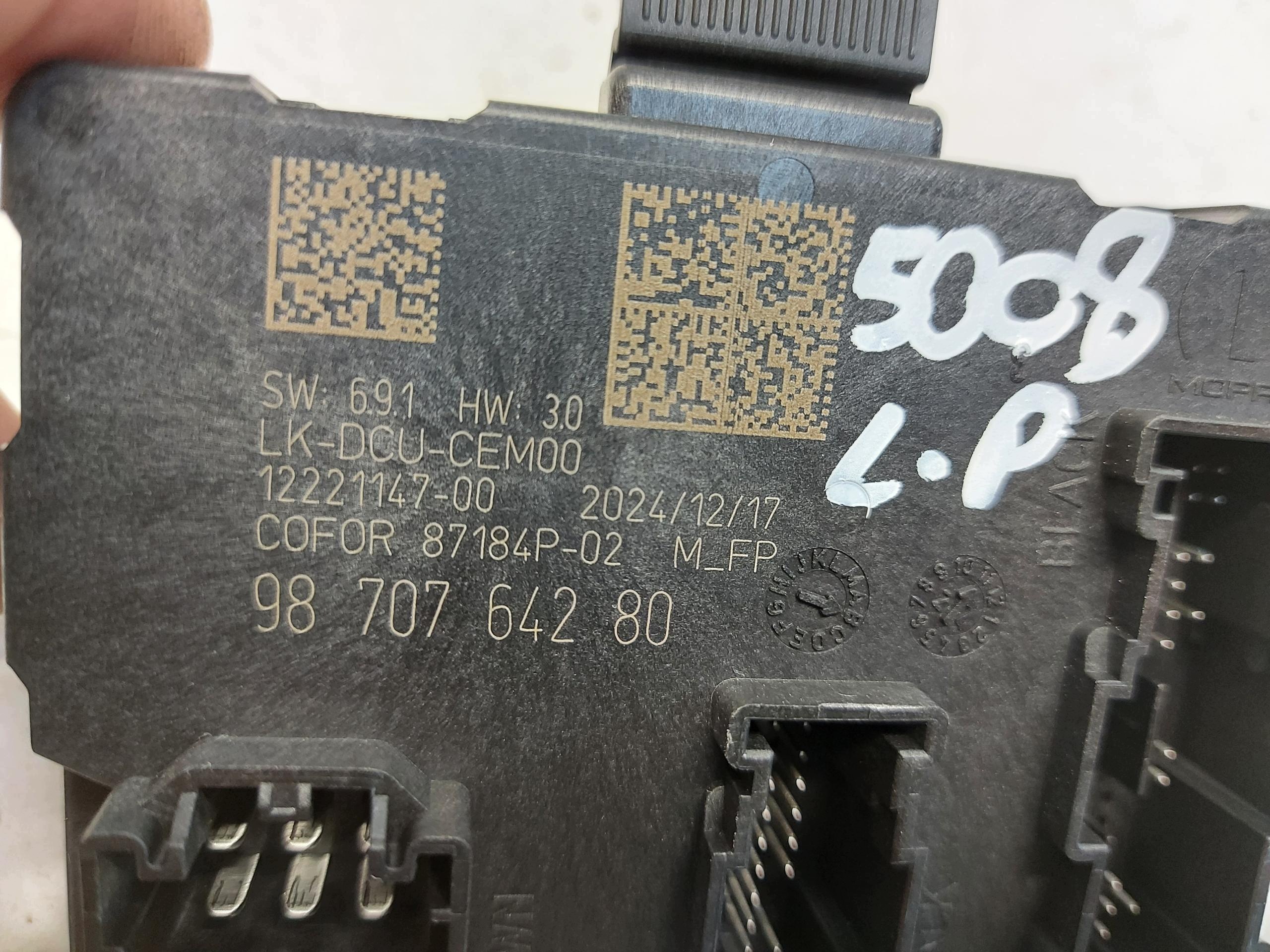 Peugeot 5008 III E5008, 2024r. control unit module door left front 9870764280