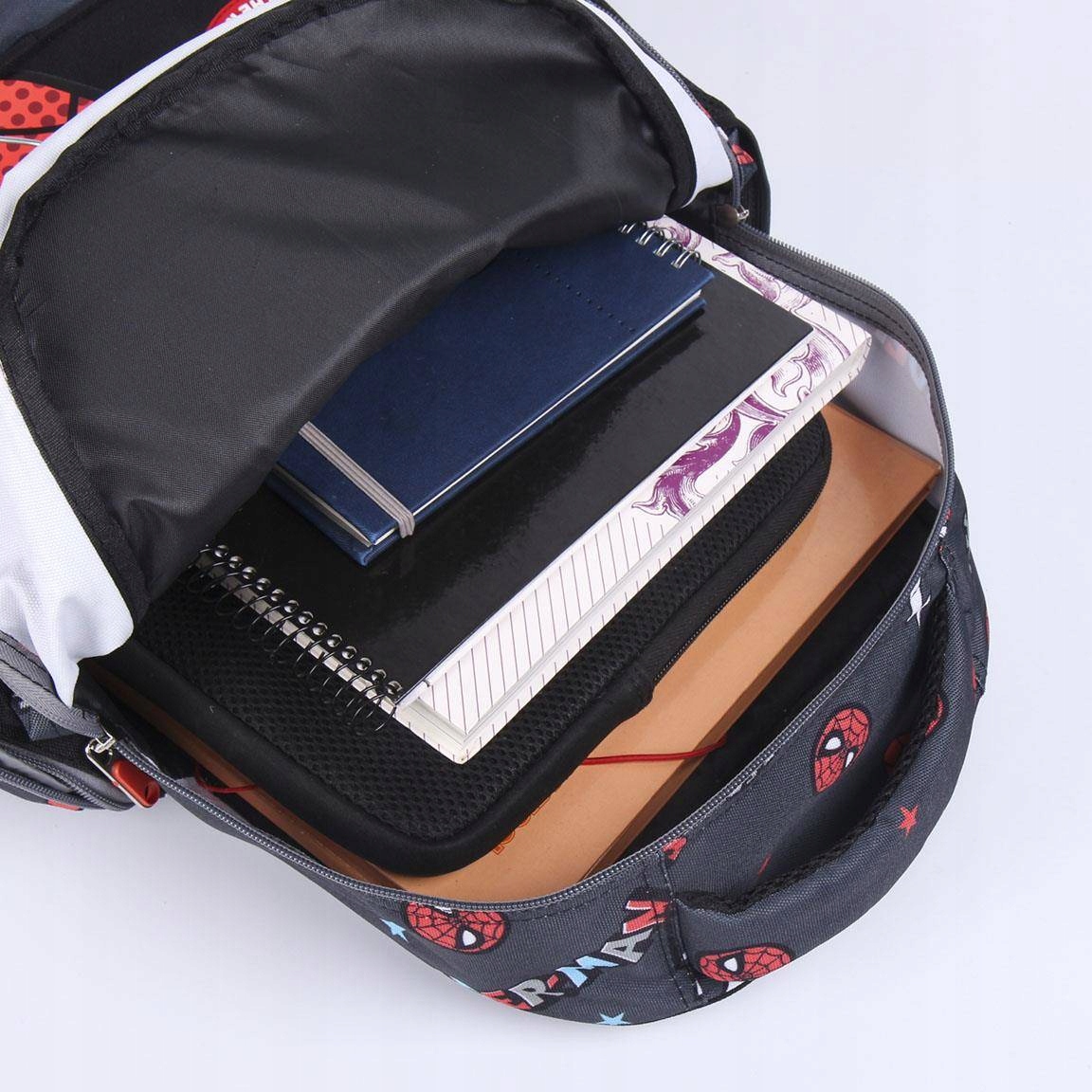 PÓKEMBER PÓK ISKOLATÁSKA HÁTIZSÁK A4 Nem kisfiúk kislányok