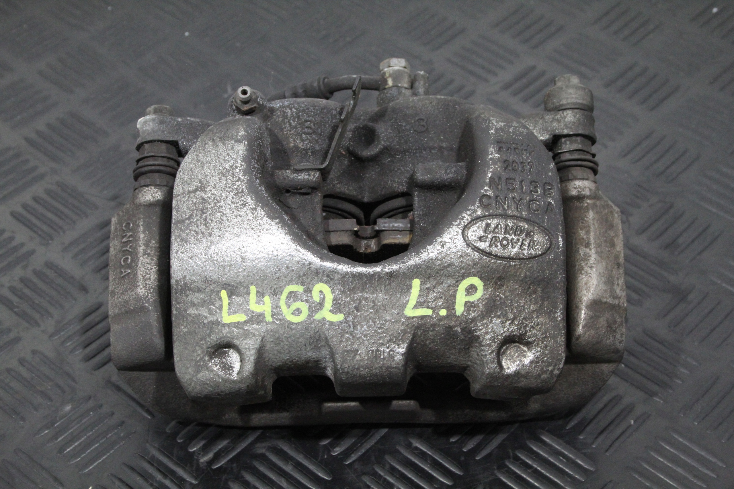 caliper brake left front DISCOVERY V 5 L462
