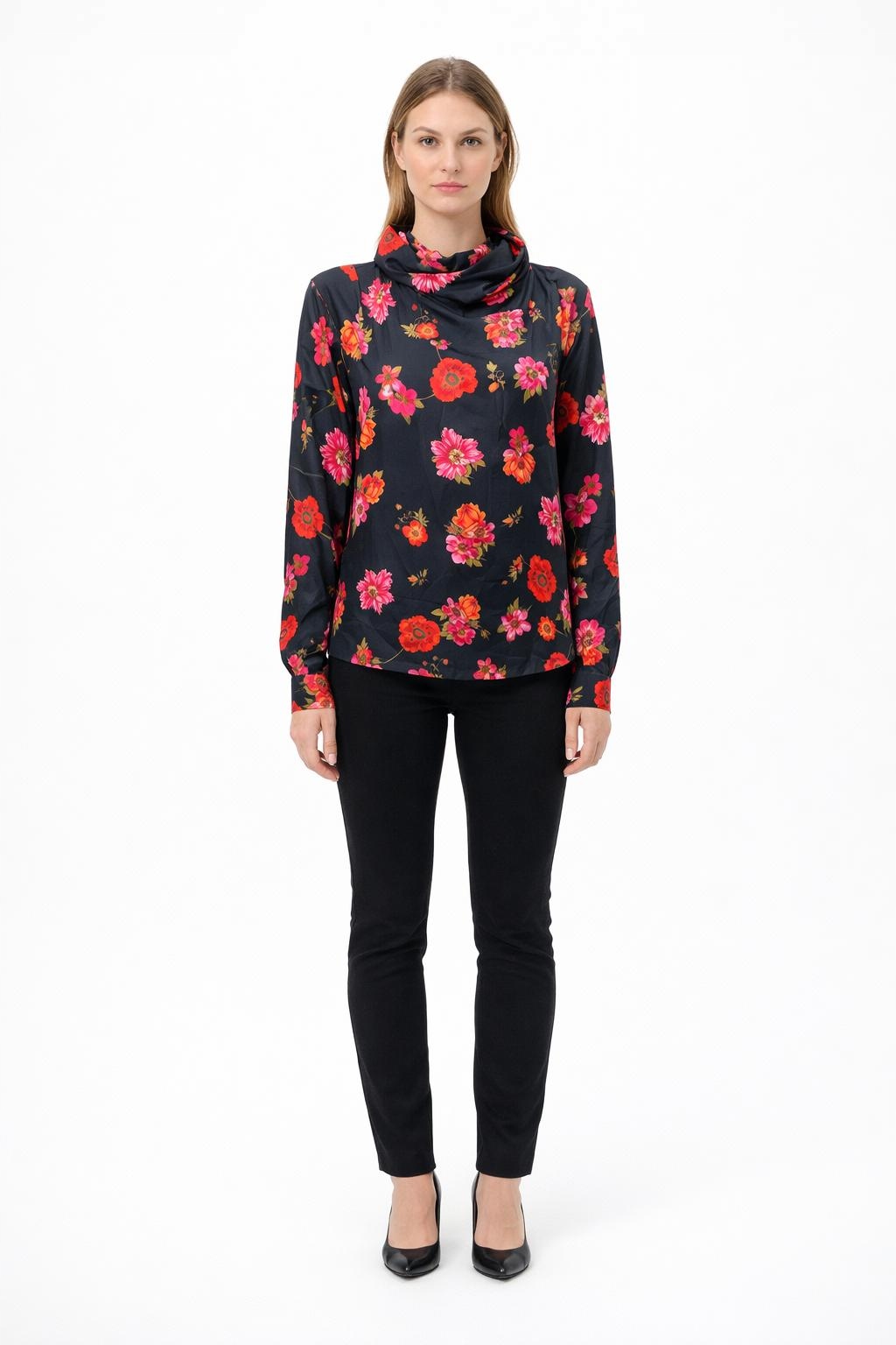 Guess Černá Halenka S Květinovým Potiskem A Stojáčkem Xs G_a