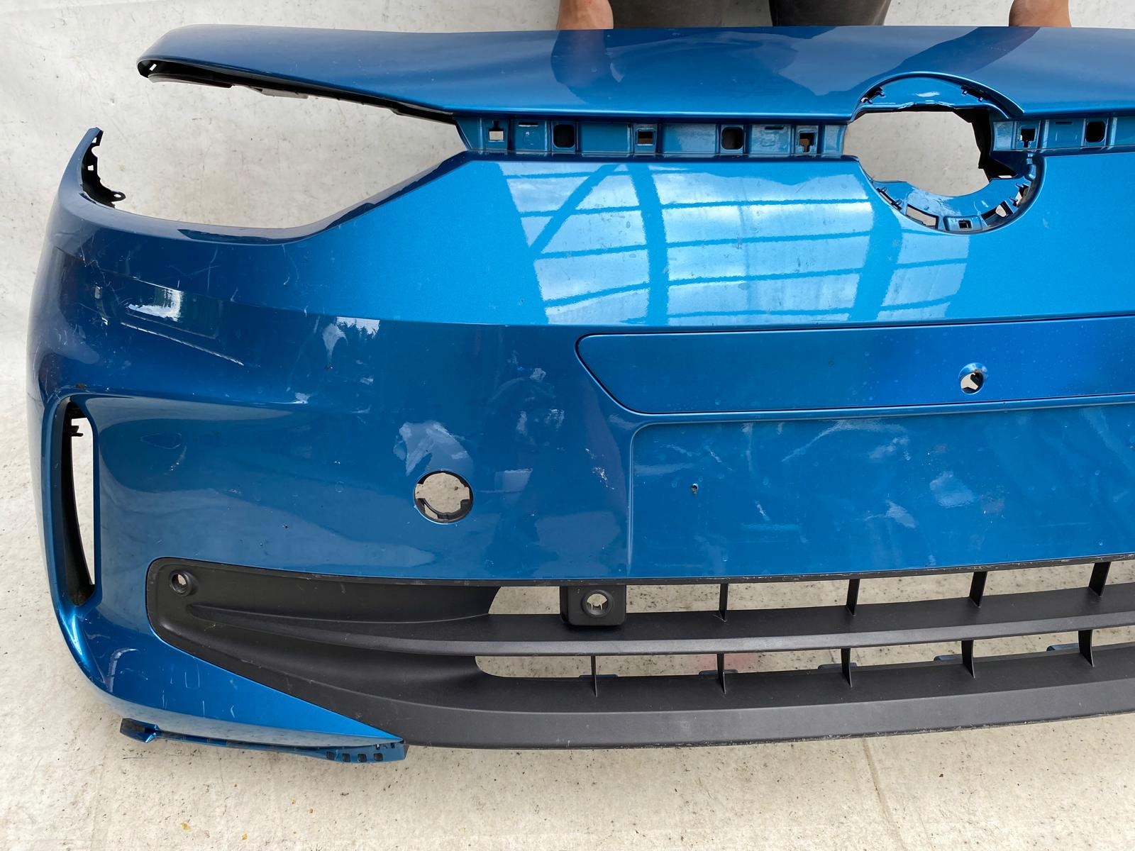 VW ID3 ID.3 10A LIFT 23- front bumper front PDC 10A807221A