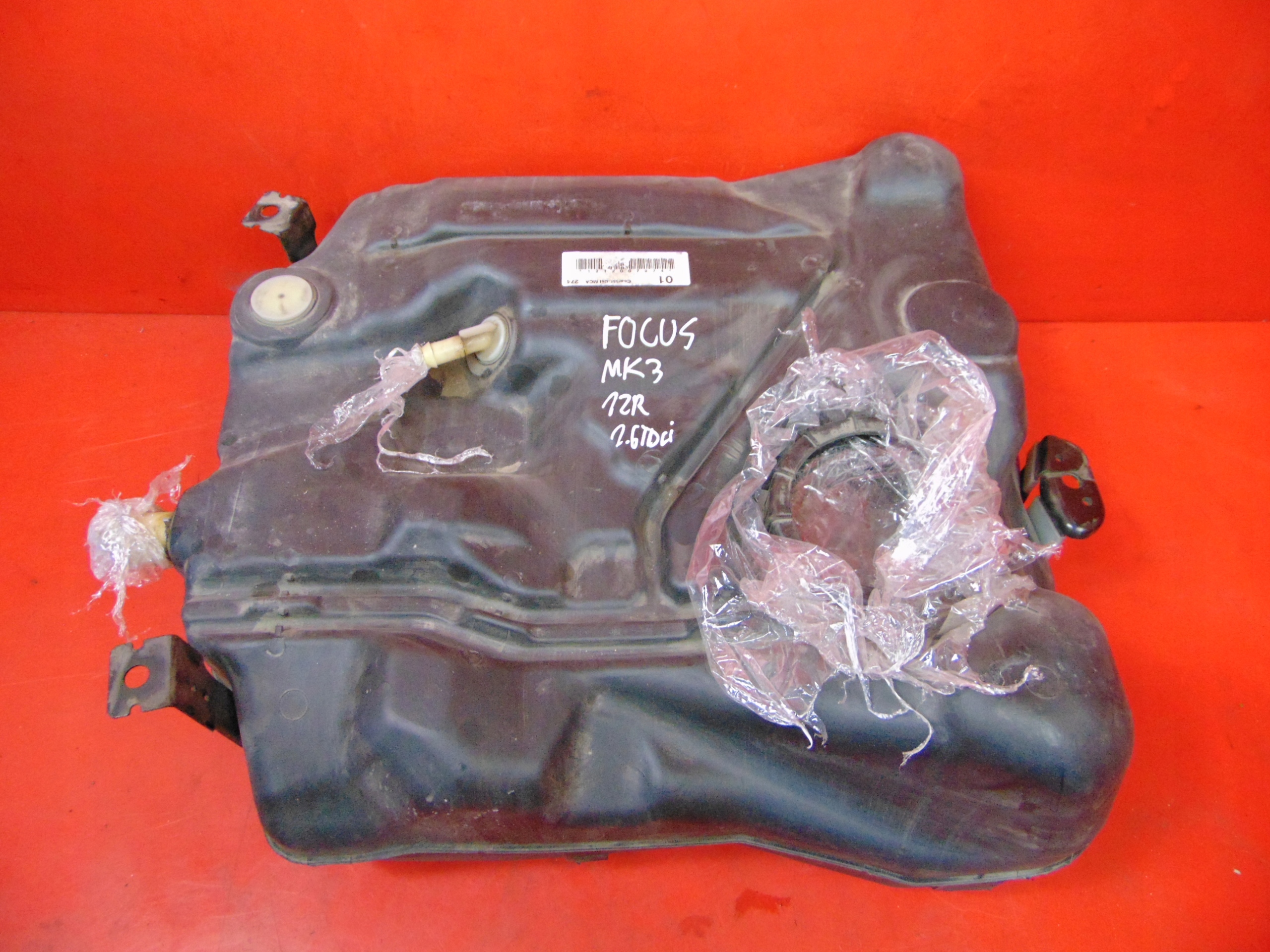 FOCUS 3 III MK3 HB 1.6 TDCI tank kraftstofftank