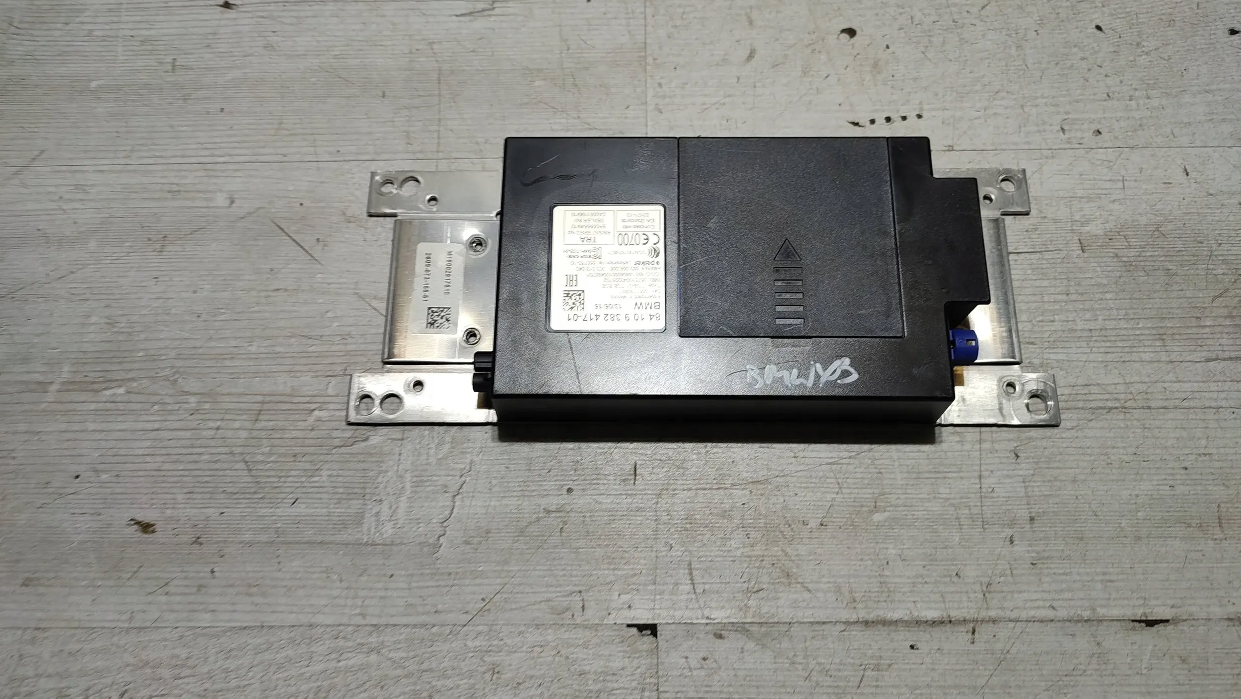 BMW X3 F25 15r 2.0d module control unit Bluetooth telematik