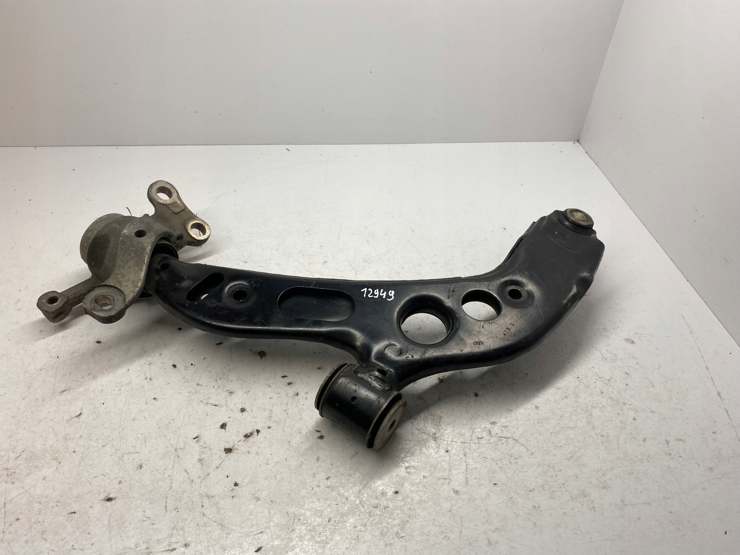 BMW 2 F45 Querlenker vorne