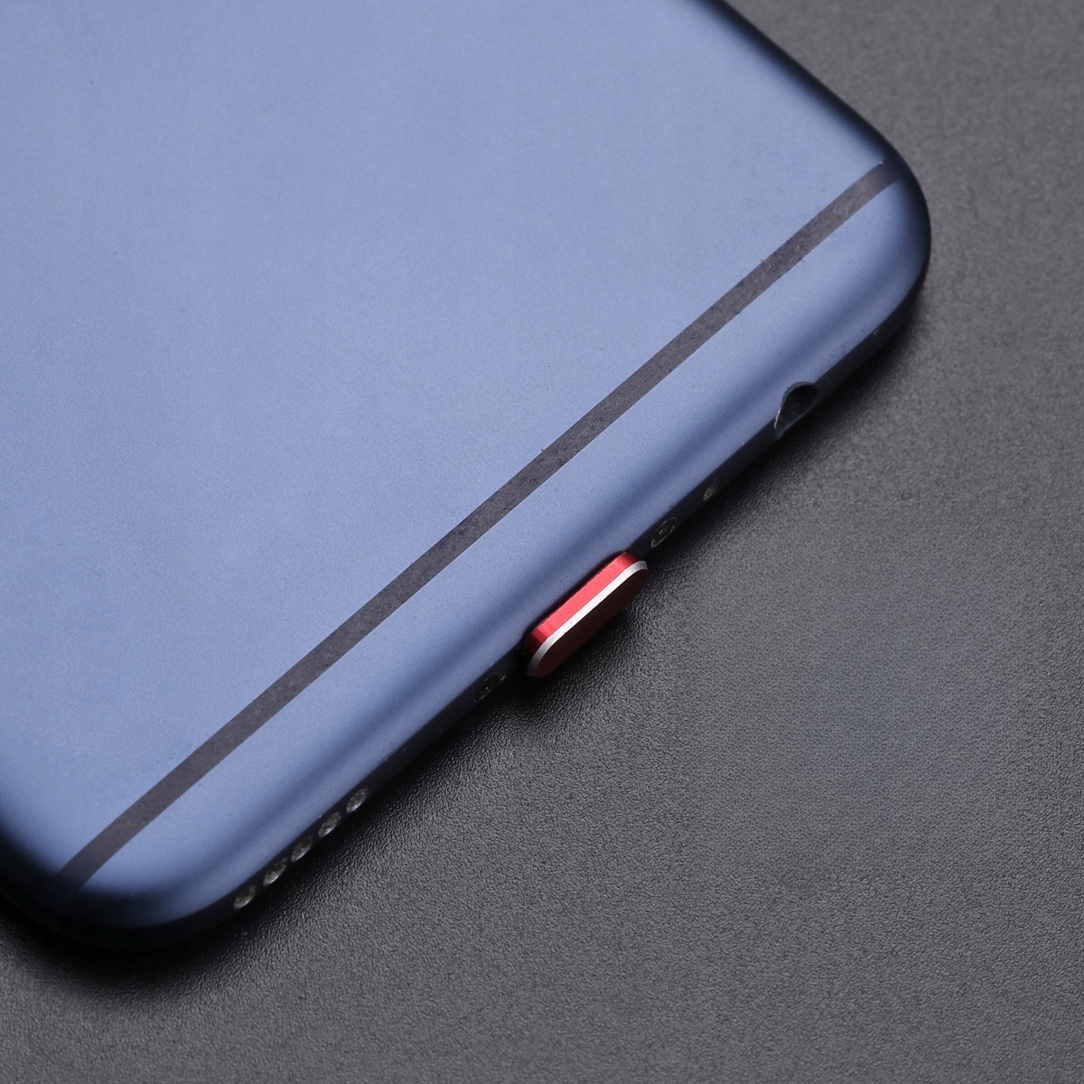 ZATYCZKA PRZECIWKURZOWA USB TYP C STOP ALUMINIOWY (CZERWONY) EAN (GTIN) 4894967169230