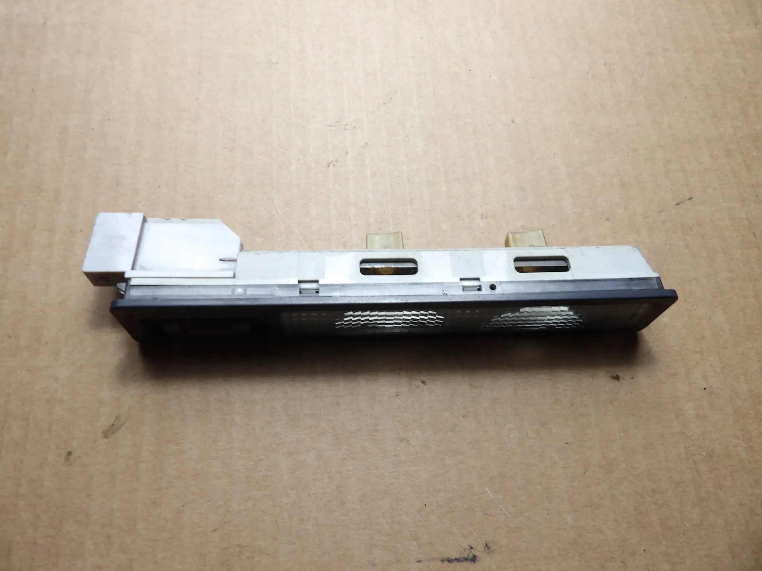 Audi A8 S8 D2 S-LINE FANALE CIELO INTERNO posteriore nero