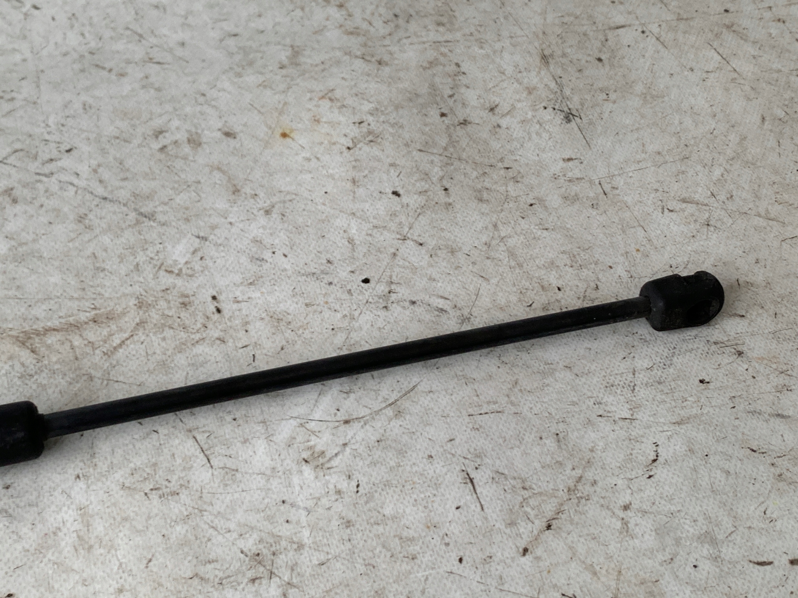 # damper bonnet rear part FIESTA MK7 8A61-A406A10-AB