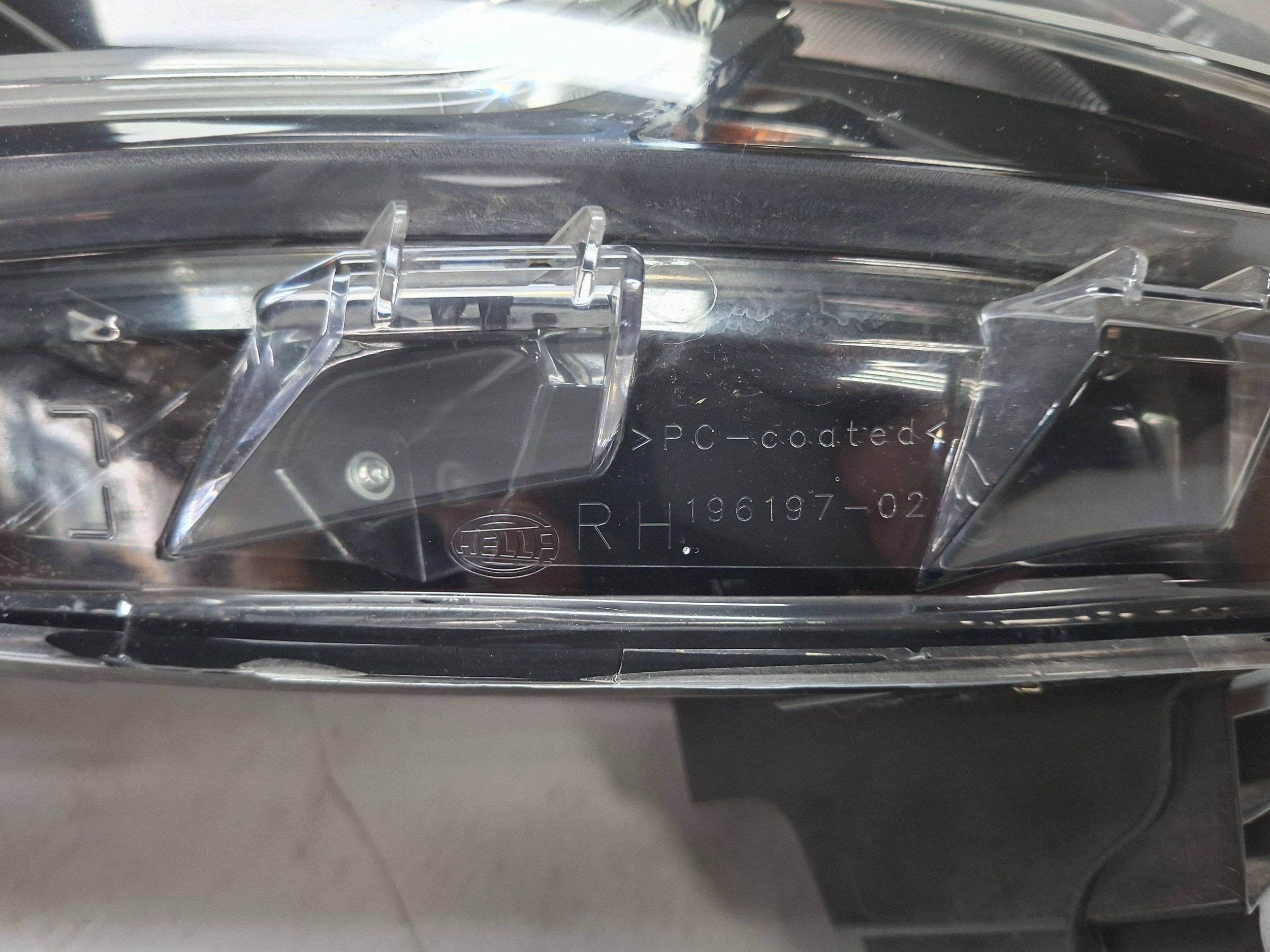 licht vorne rechts LED 260101096R RENAULT KADJAR 2015