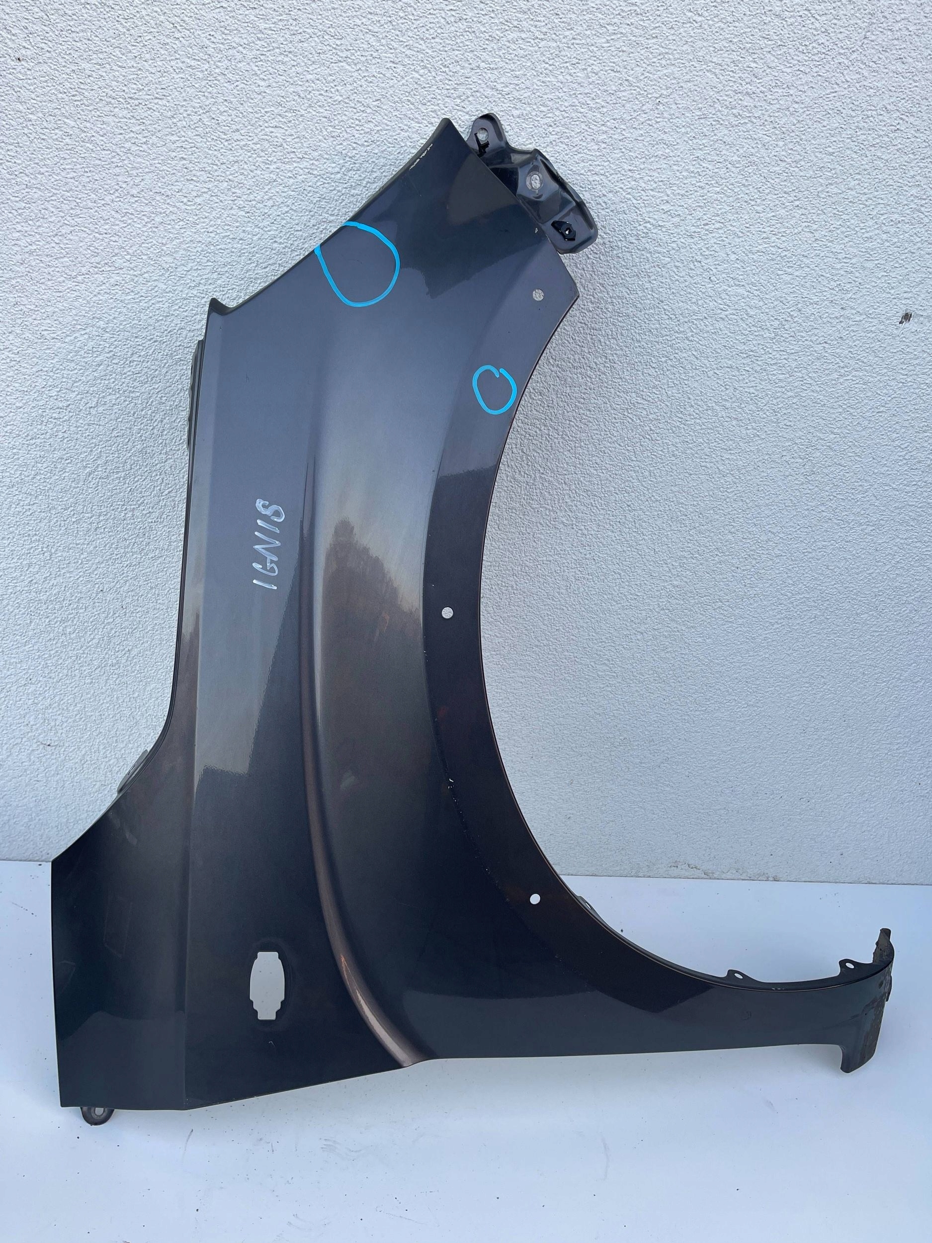 fender front front right Suzuki Ignis 3 III 16