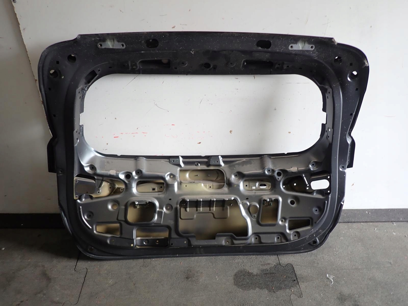 trunk door HYUNDAI SANTA FE IV 2019