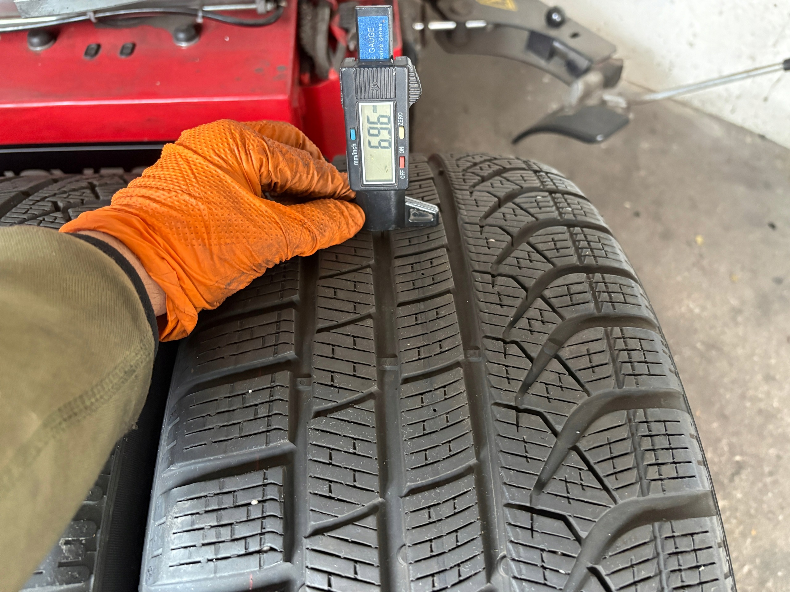 4 tyres winter 245/45R19 Pirelli P ZERO Winter 7mm 2024 year