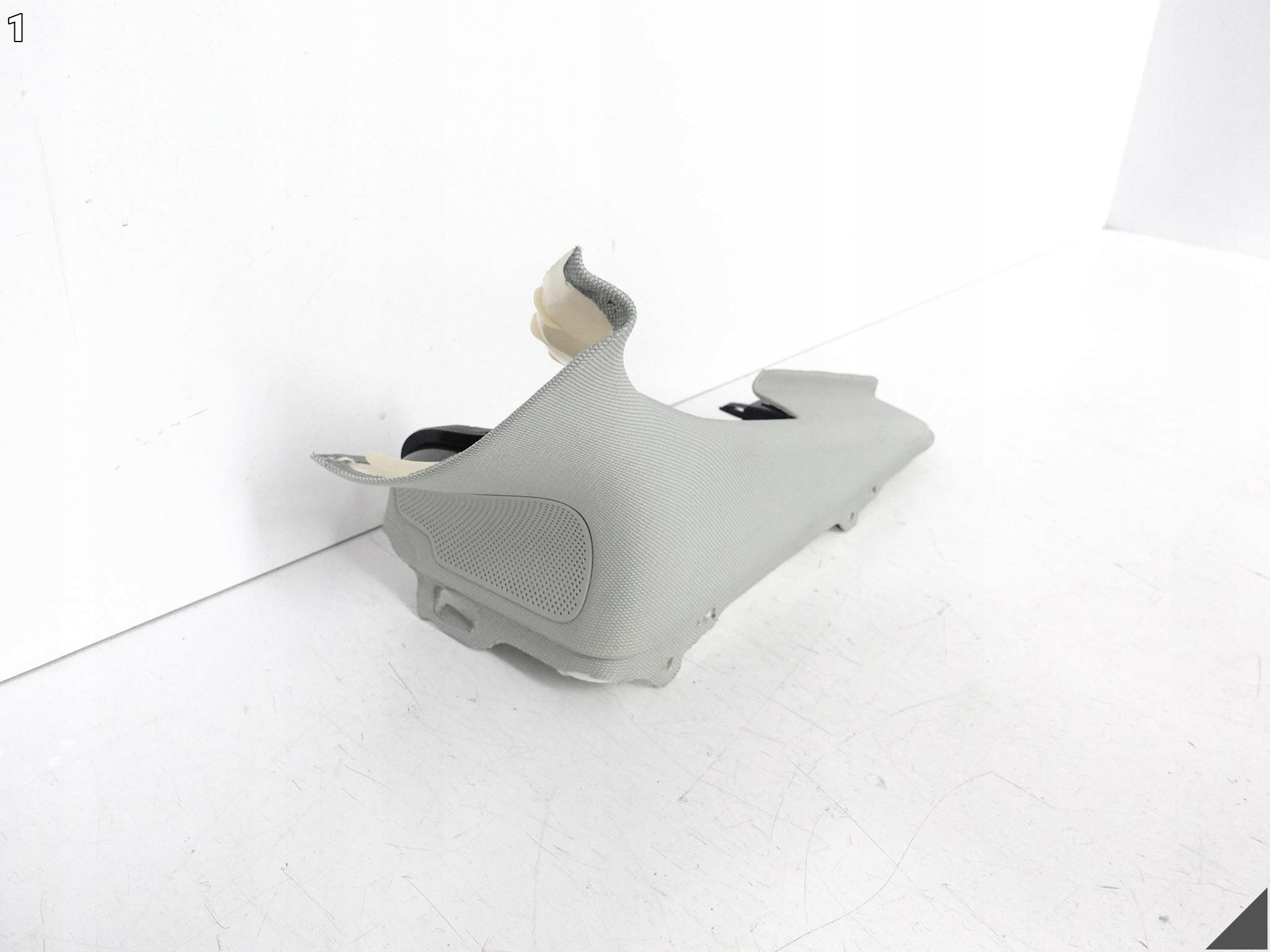 AUDI A7 S7 RS7 4G8 C7 10-18 cover side pillar D right MOON SILVER HF6