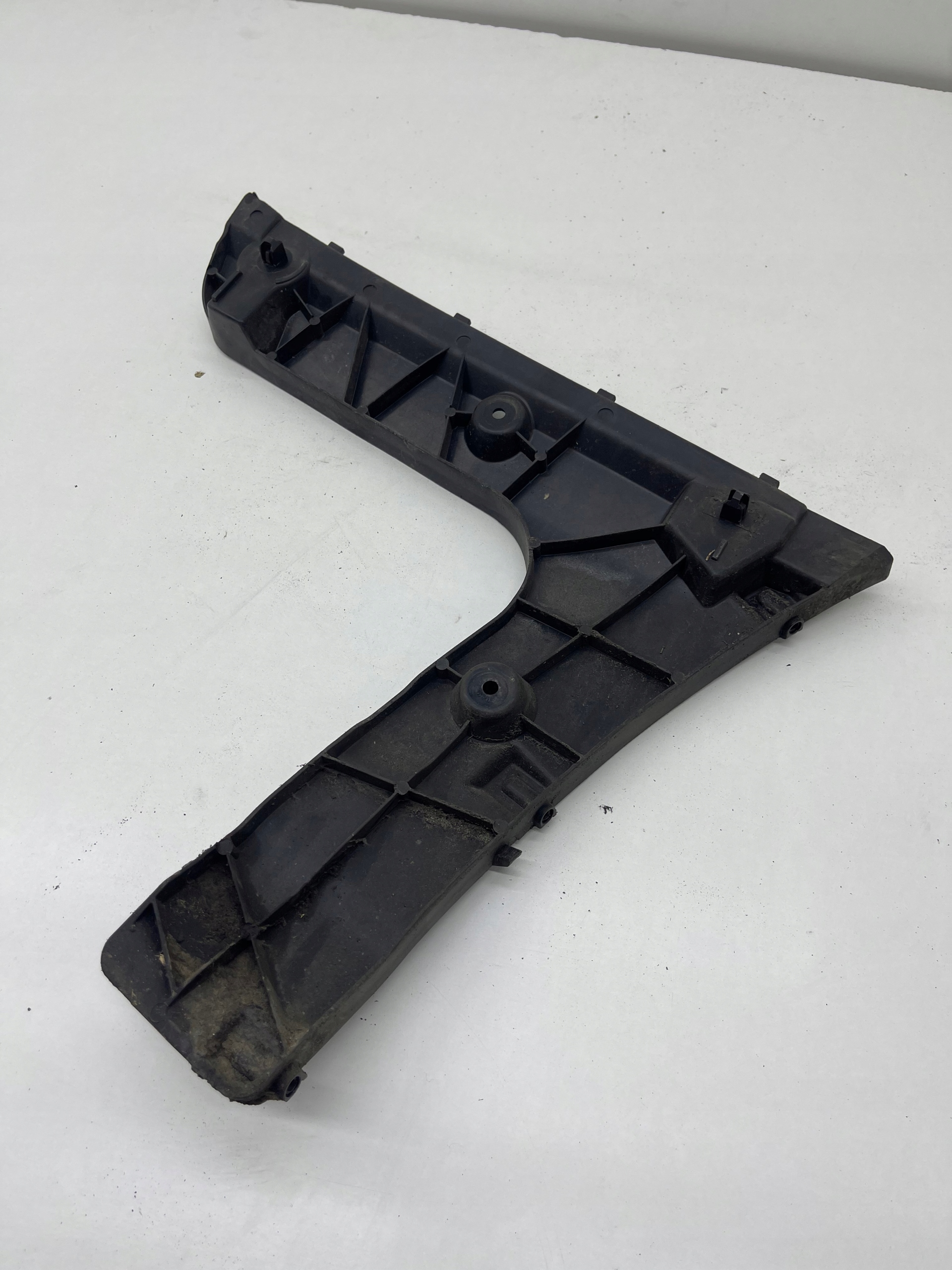 AUDI A6 C7 Berline uchywt Support plaque Support prowadnica Pare choc Gauche Arrière