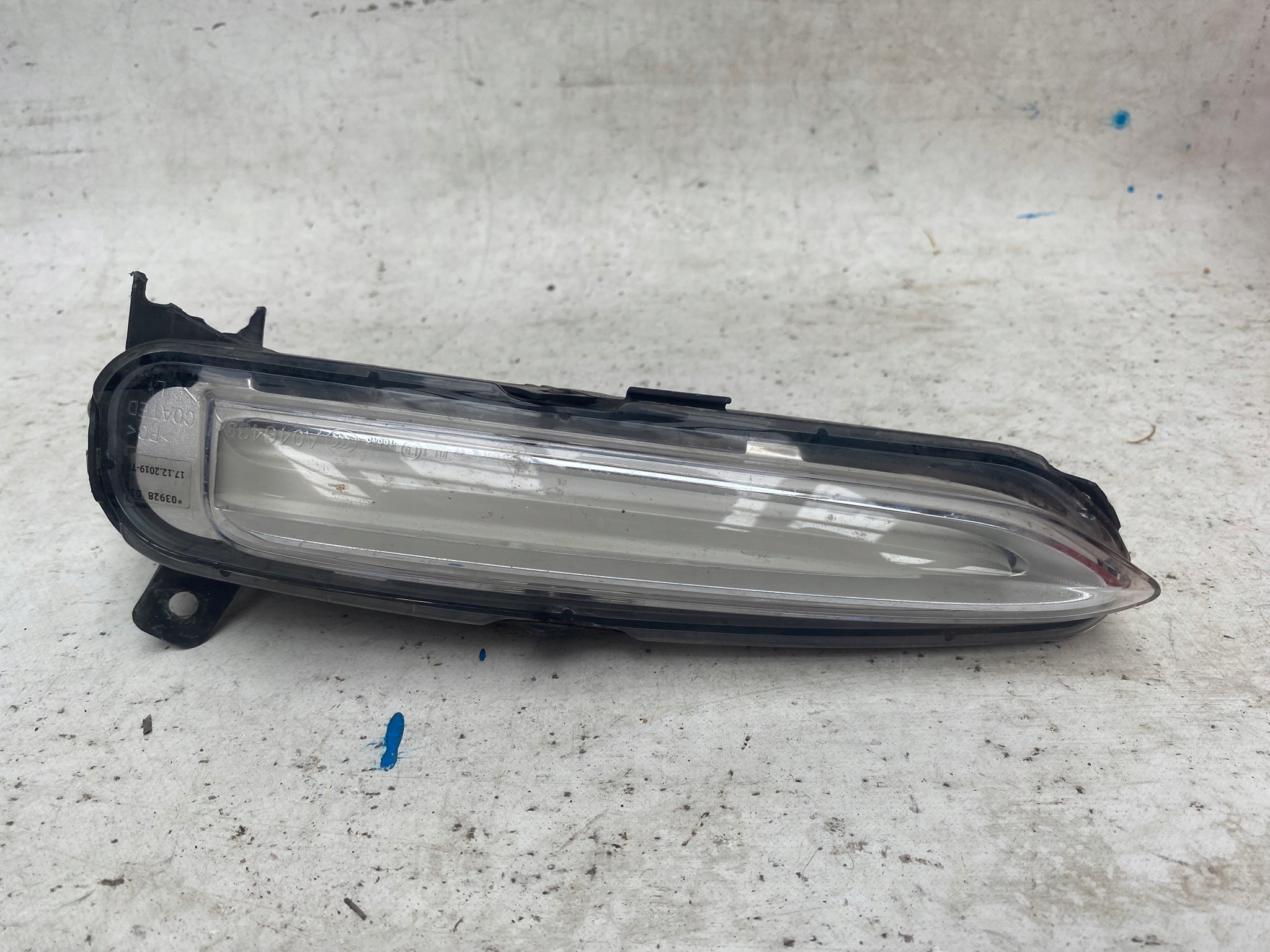 BMW i3 LIFT 17- fog light LED DRL indicator left 7471837