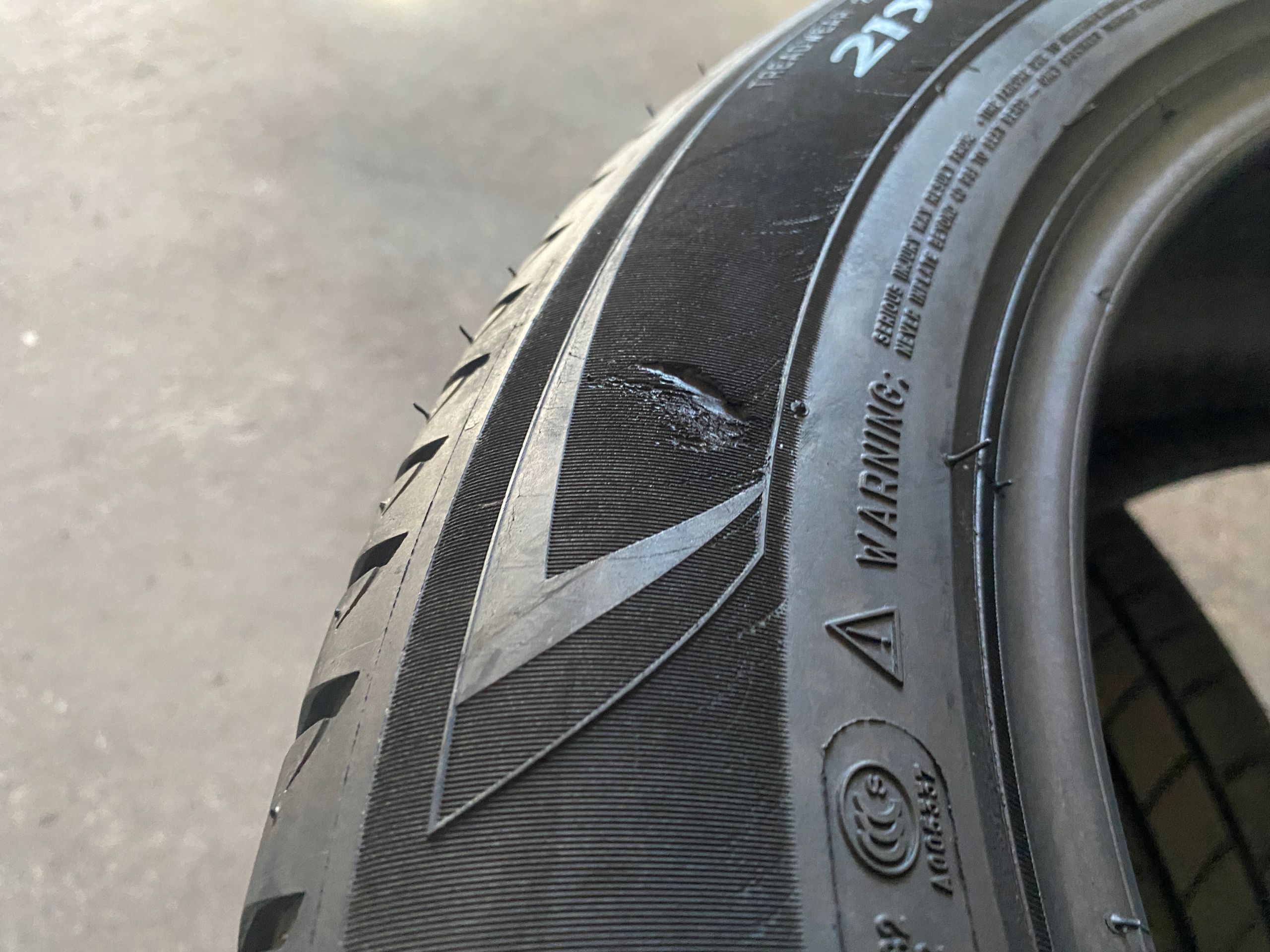 2 tyres summer Michelin Primacy 3 215/55R17 rant ochronny 6mm