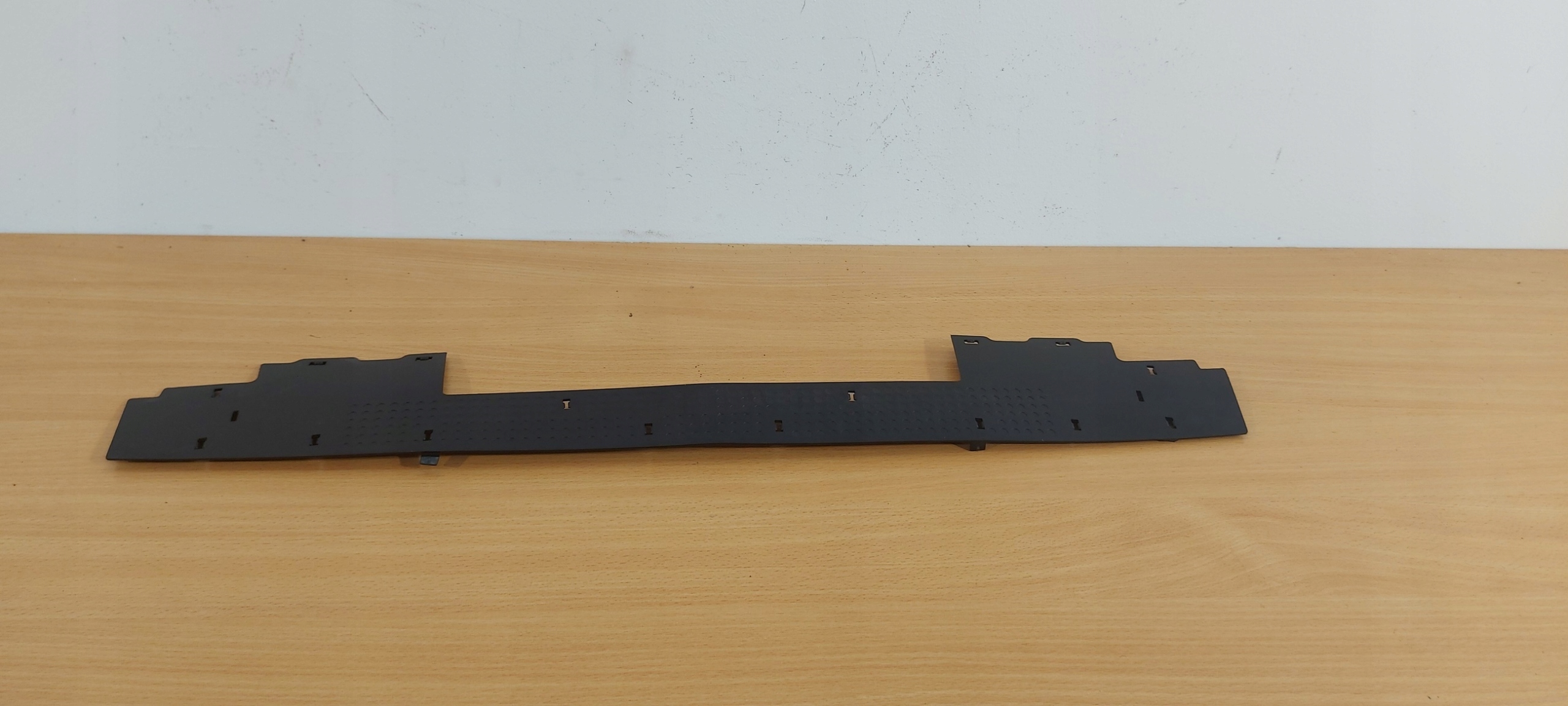 OPEL ASTRA 4 IV J moulding grille cover radiator