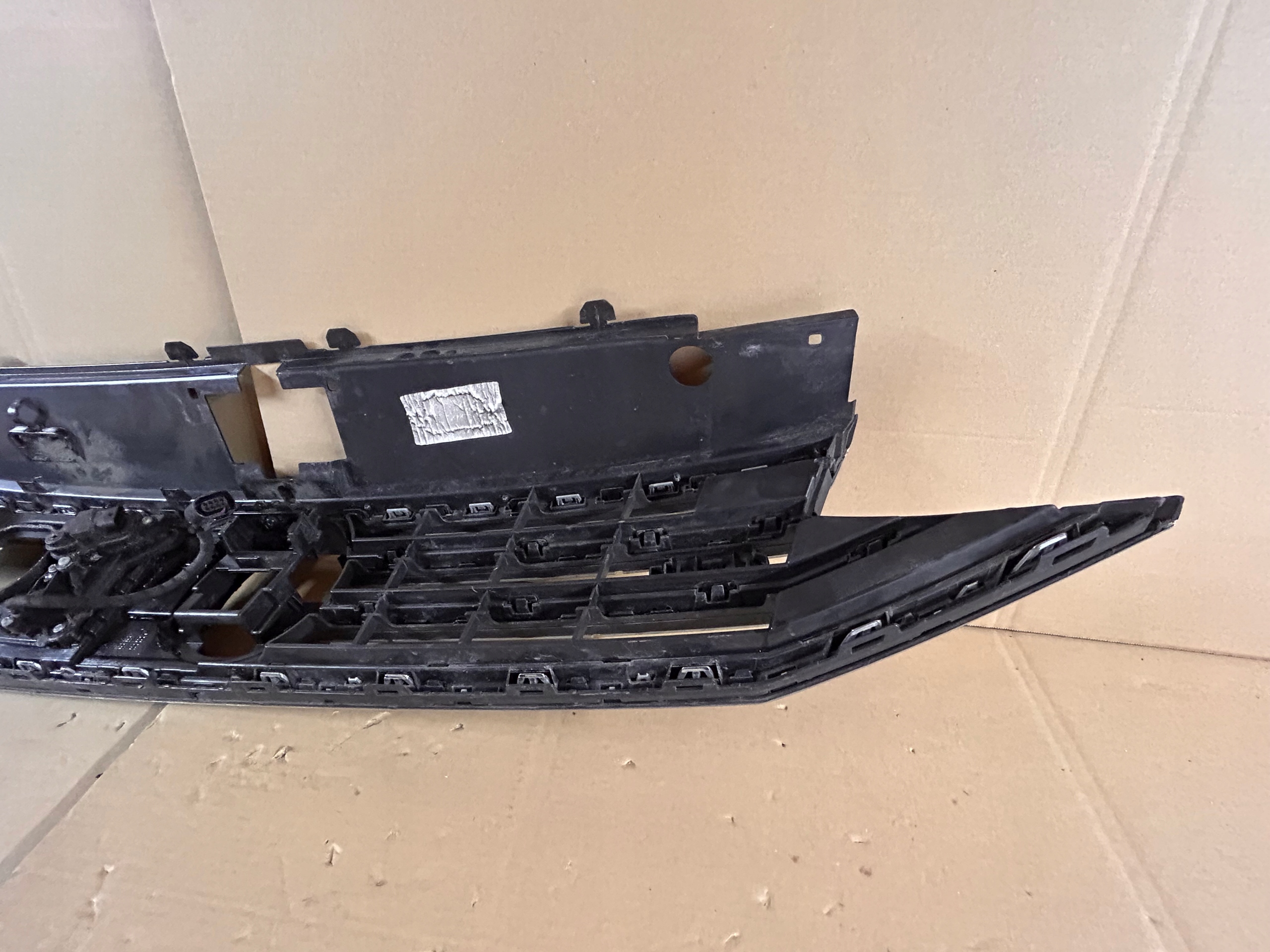 VW Passat B8 Kühlergrill FRONTGRILL Kühlergitter 3G0853651CA - Thumbnail 10
