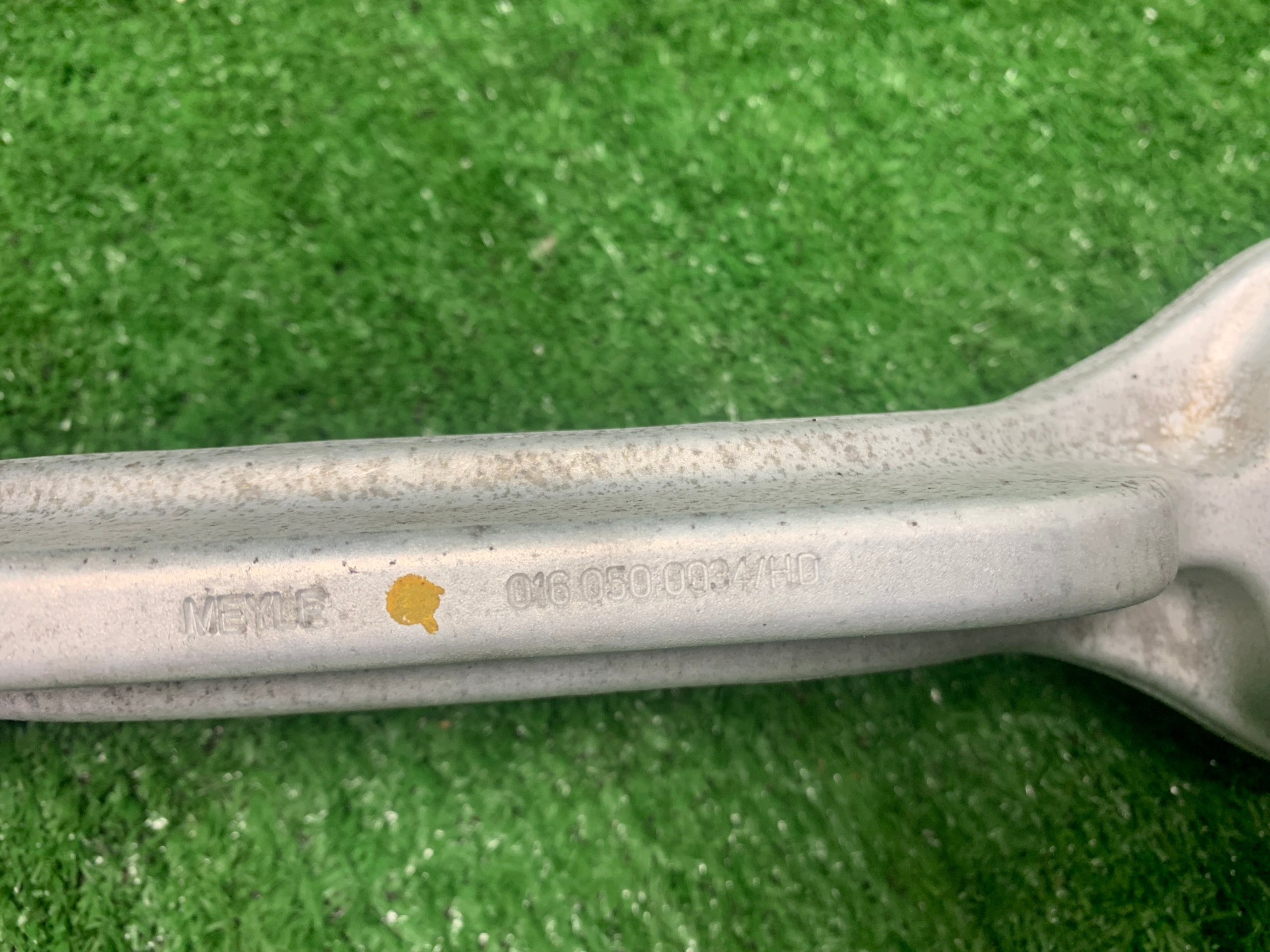 arm left front mercedes w211 MEYLE 016 050 0034/HD new