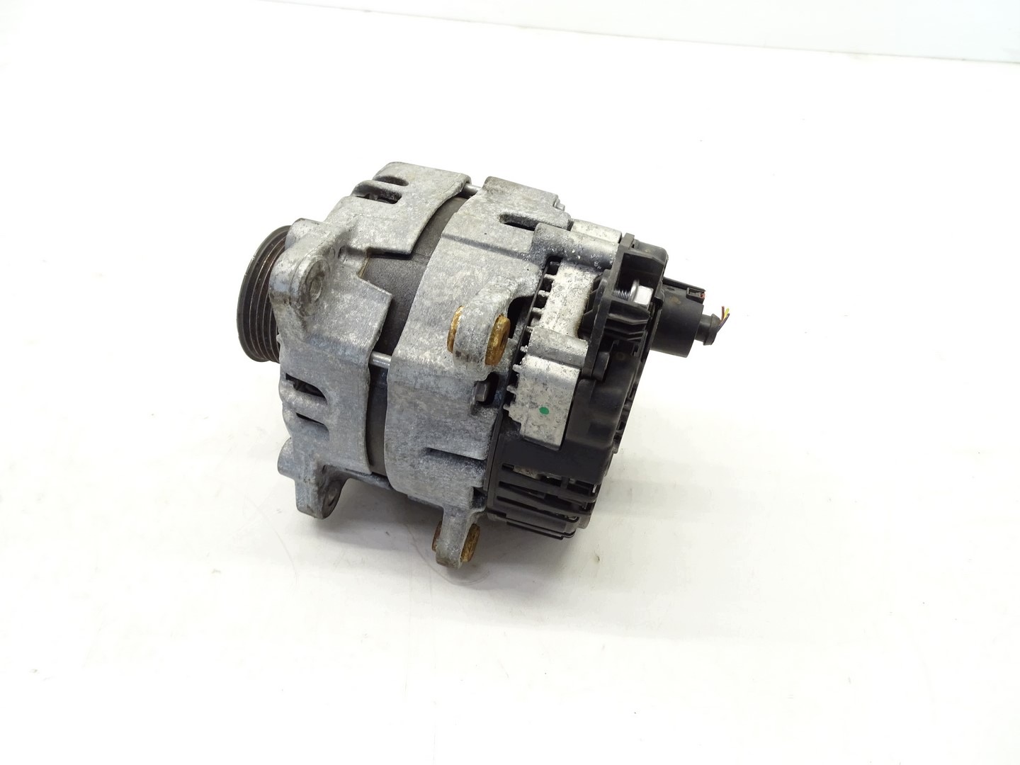 ALTERNATOR AUDI A4 B9 8W A5 II F5 A6 C8 2.0 TDI 04L903018A