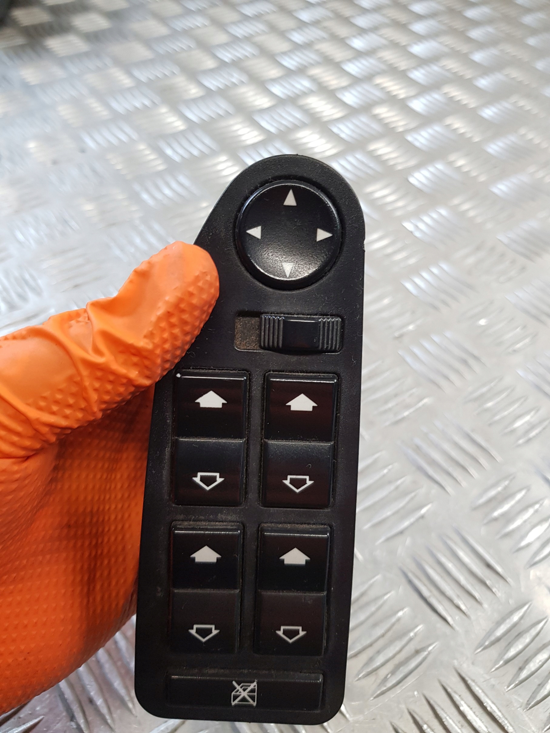 PANEL window control switch 8368966 BMW E39 KOMBI 99R
