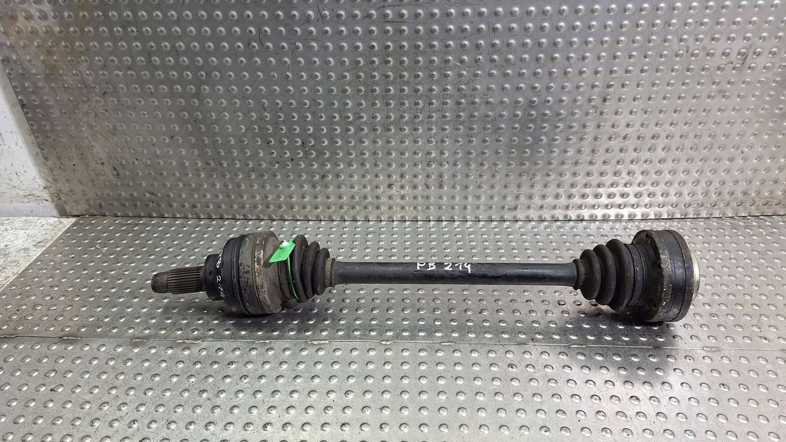 semi-axis right left rear part 1227730 BMW 7 E38 LIFT 4.4i V8 M62