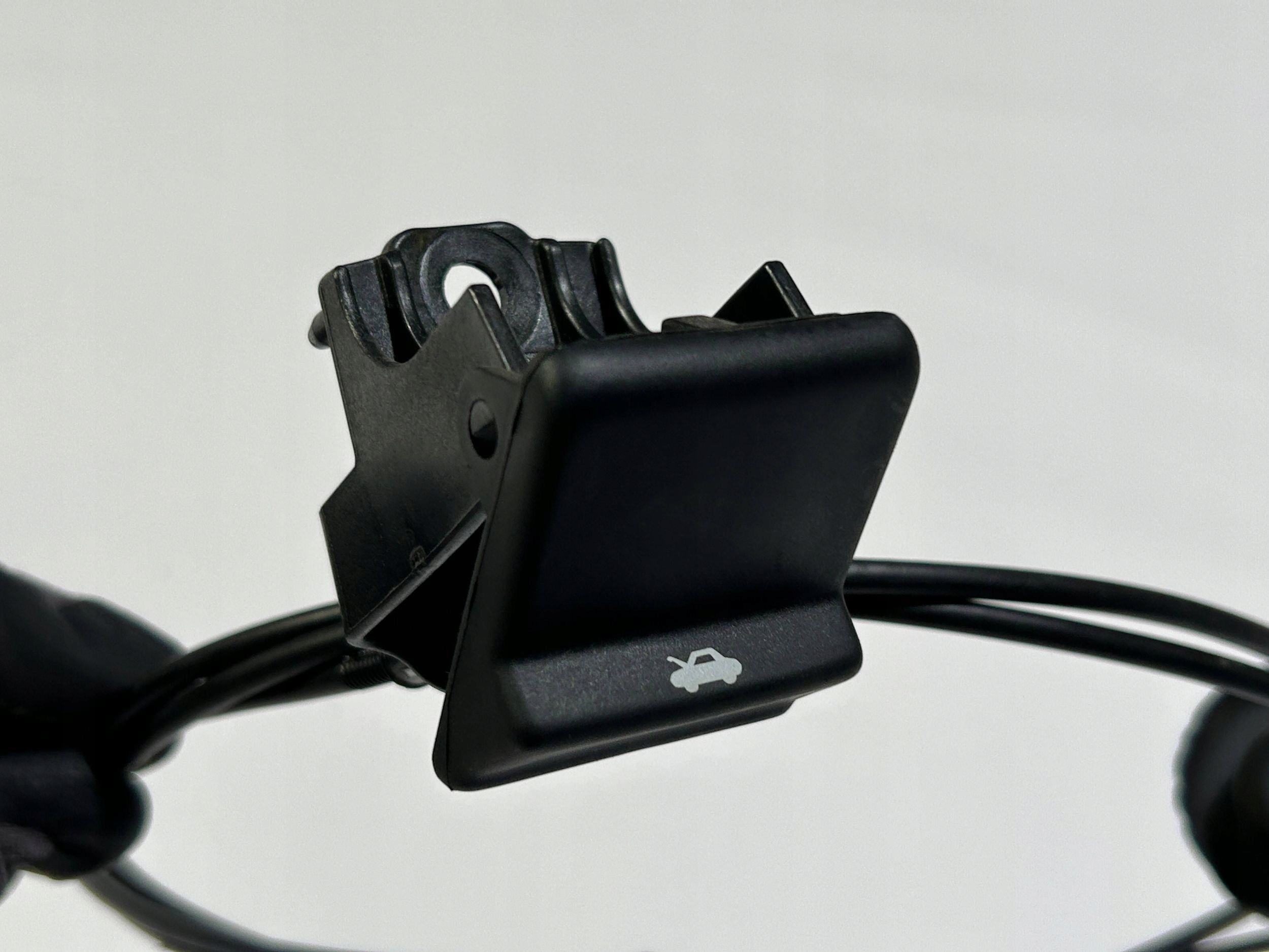 Câble Levier pour l’ouverture du capot Ford Explorer V 2011