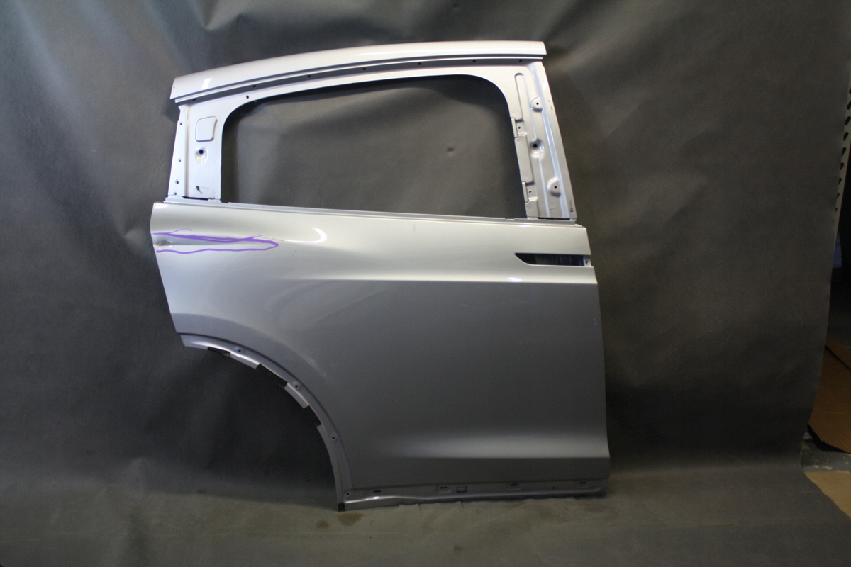 TESLA X DRZWI TYLNE PRAWE 1069538-E0-A