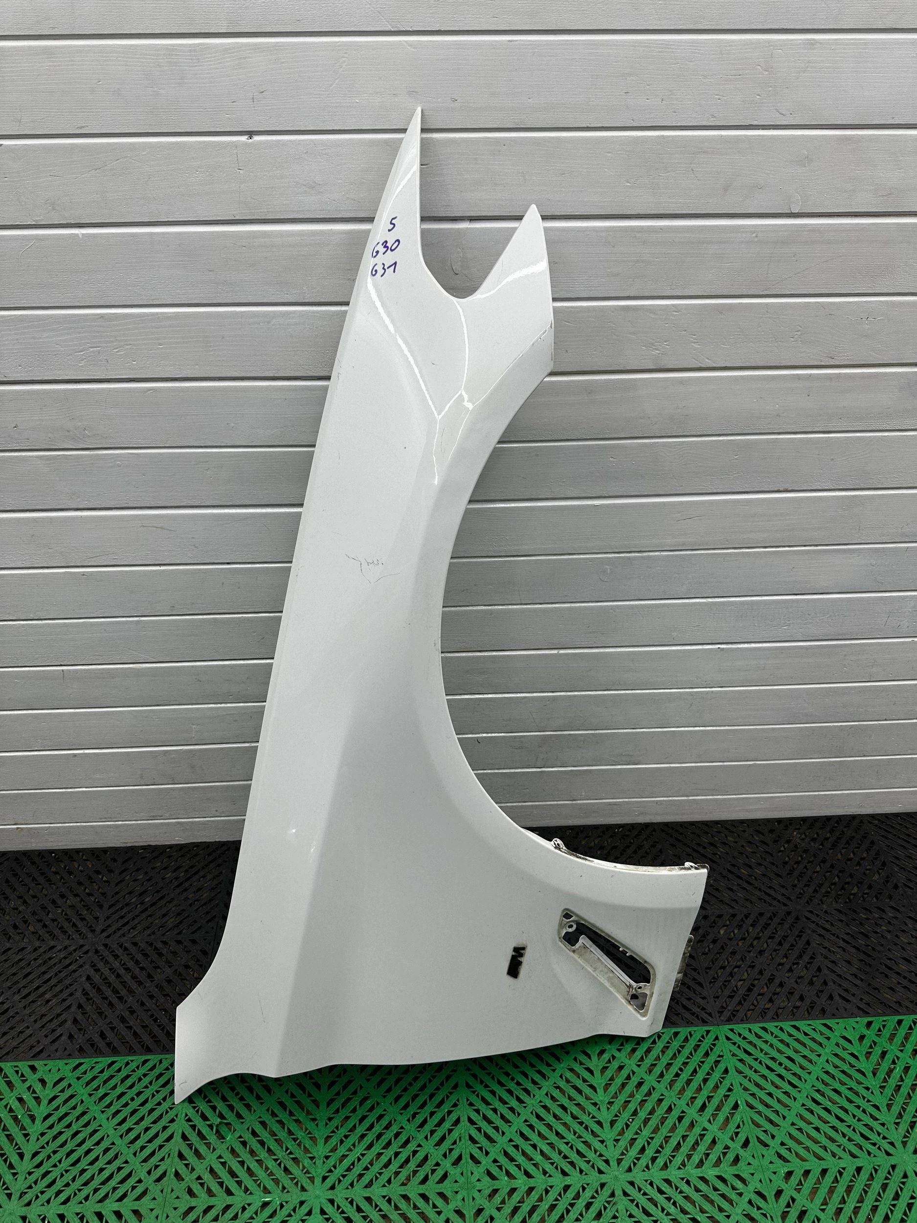 fender front side right BMW 5 G30 G31