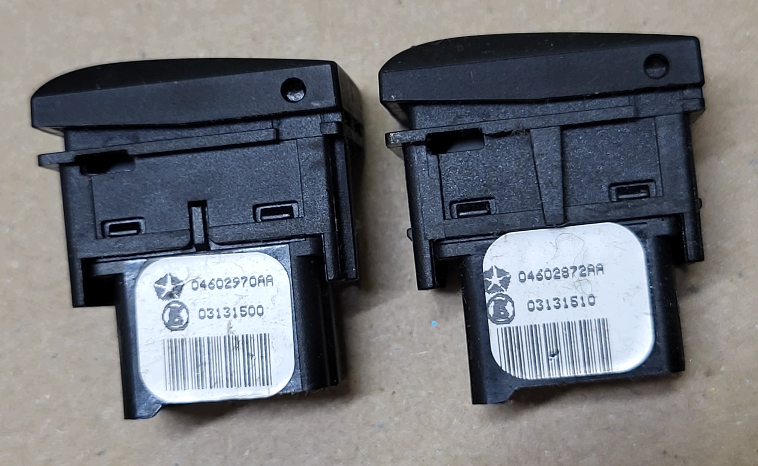 schalter hitzung sitz heck 2szt sitze JEEP GRAND CHEROKEE III WK1