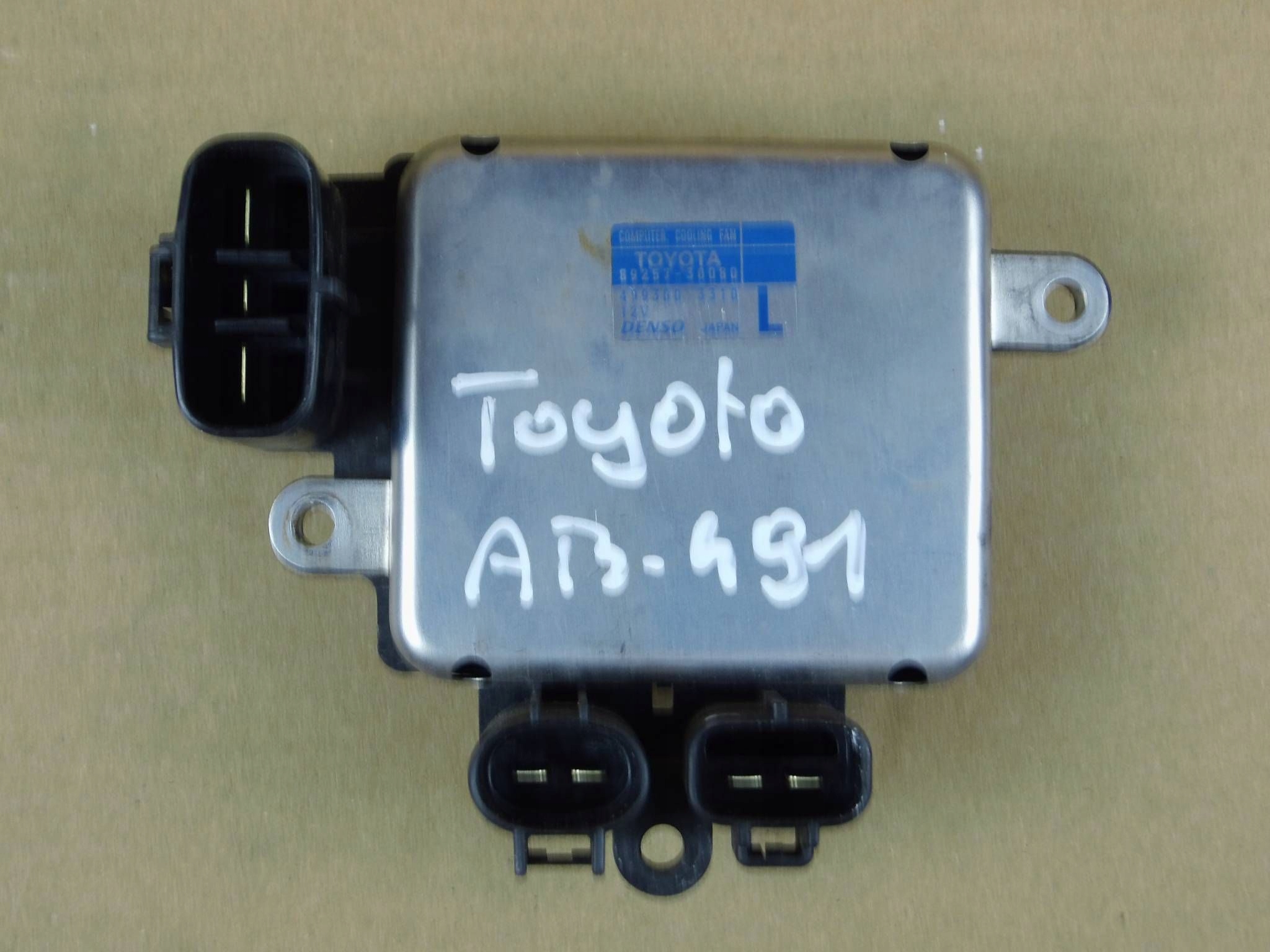 Toyota Auris II E180 modulo computer Centralina VENTOLA 89257-30080