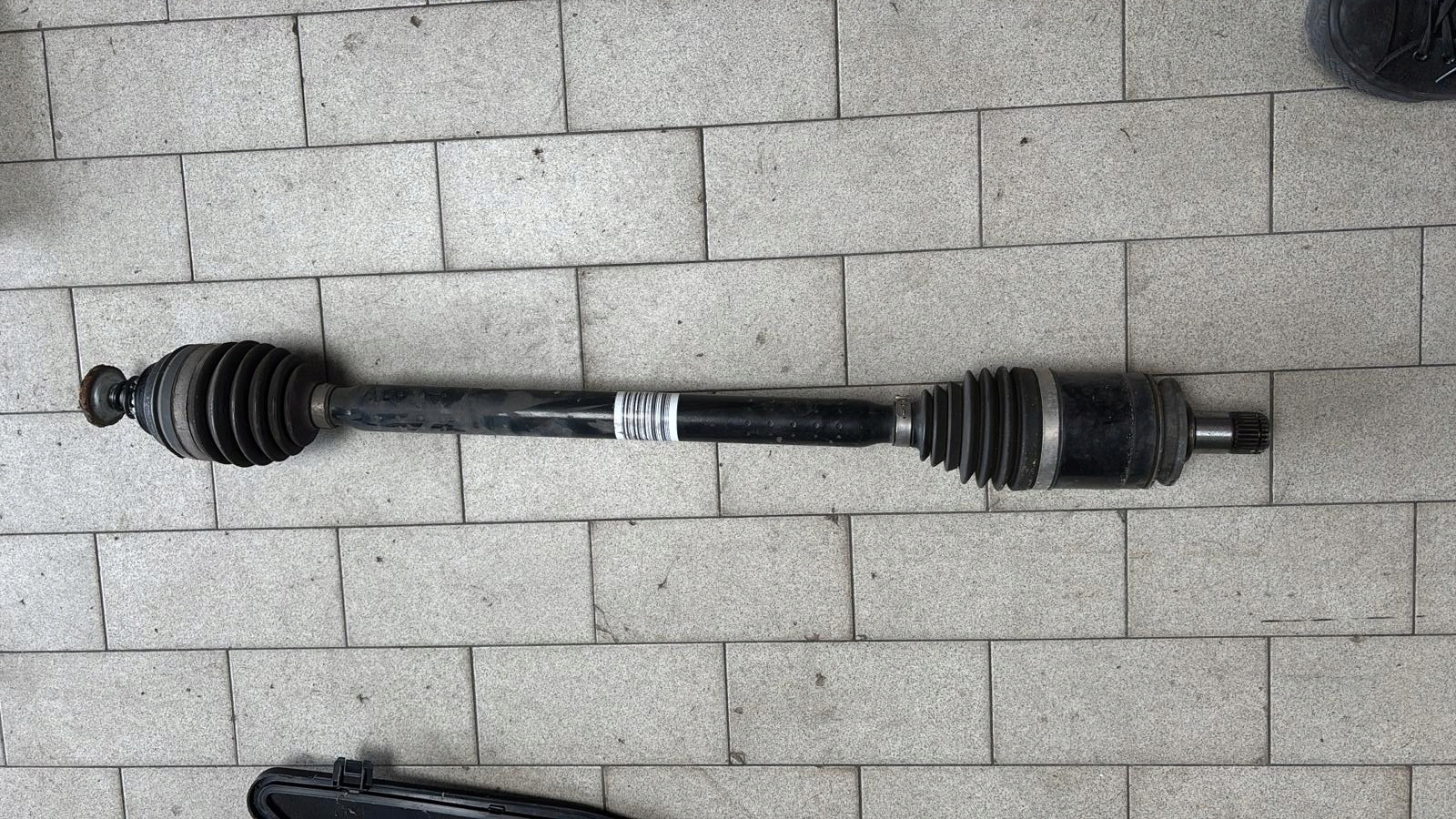 semi-axis rear right BMW I3 7641212