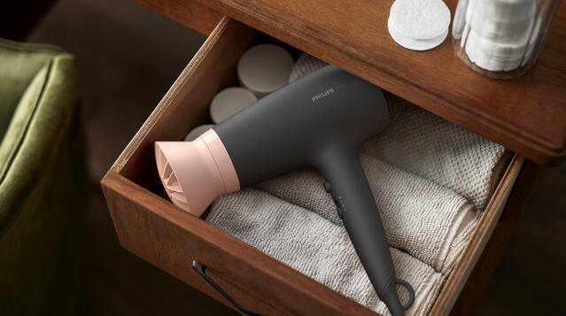 Suszarka do włosów Philips jonizacja BHD350/10 Marka Philips