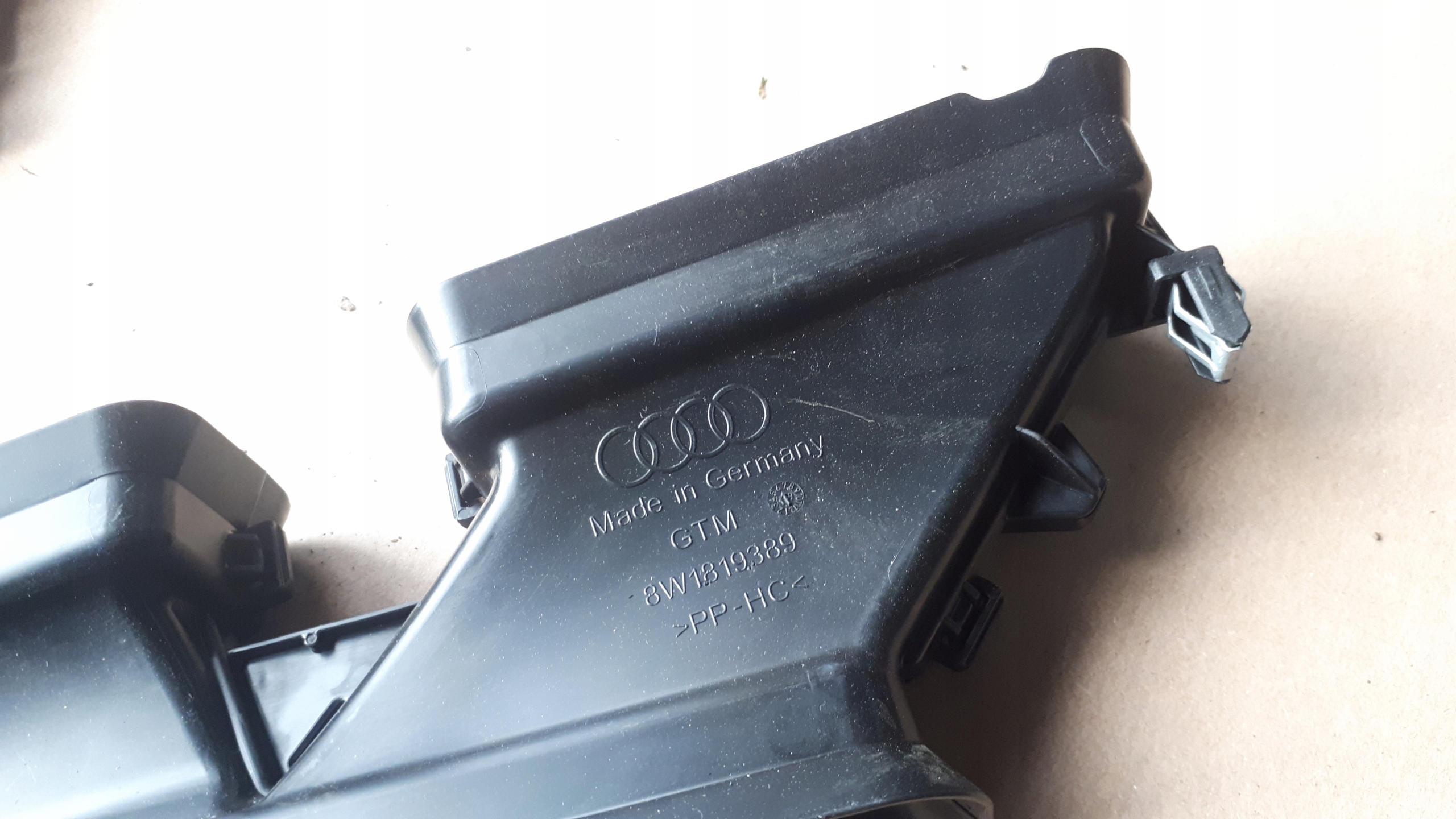 S4 B9 A4 8W drain air TUNELU S5 8W A5