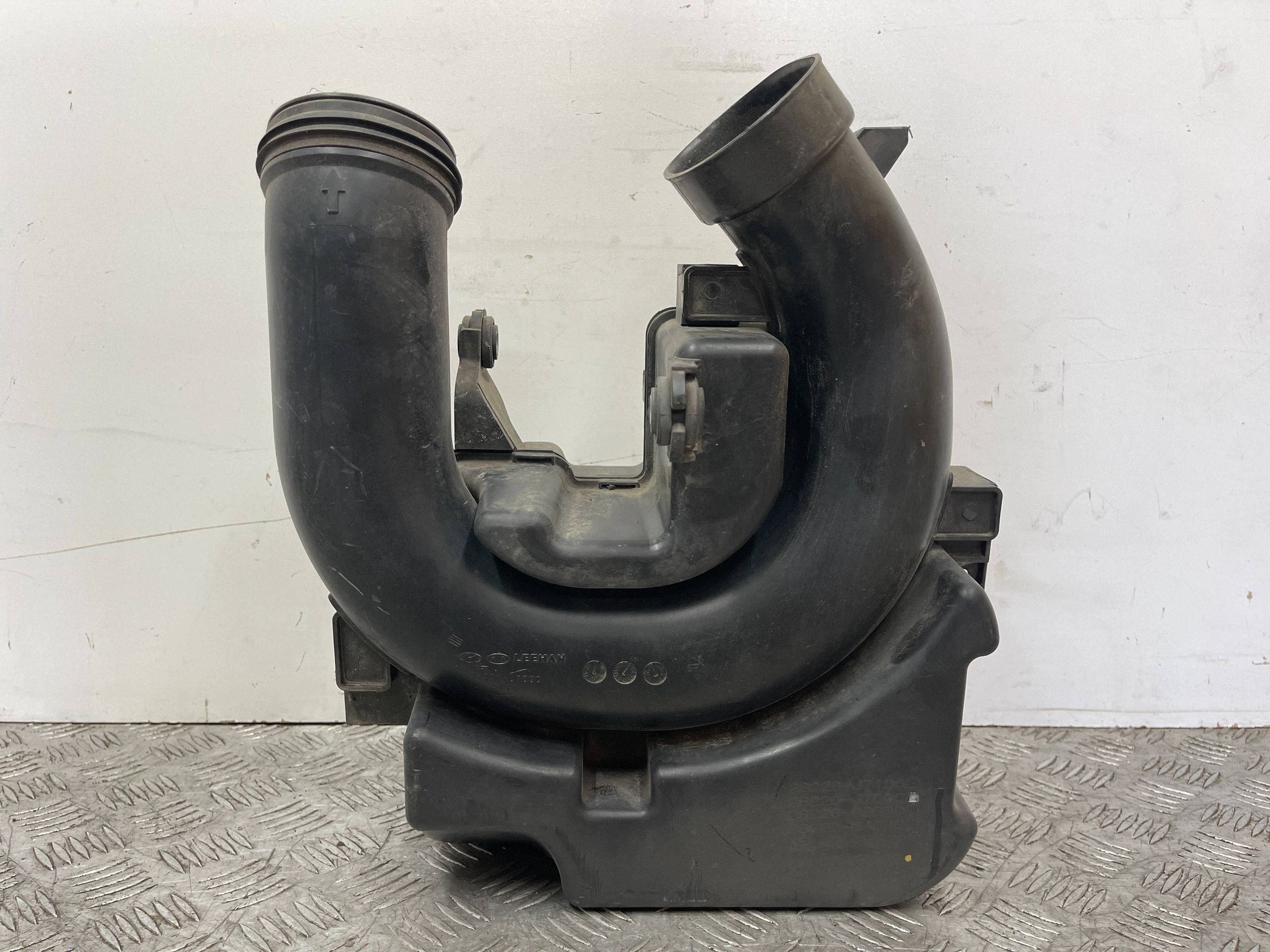 obal REZONATOR vzduchový KIA CEED 3 III 18- 28221-J7000