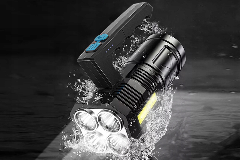 LEKKA MOCNA LATARKA LED Z RĄCZKĄ WODOODPORNA WOJSKOWA KABEL USB LED 4 TRYBY Kolor dominujący czarny