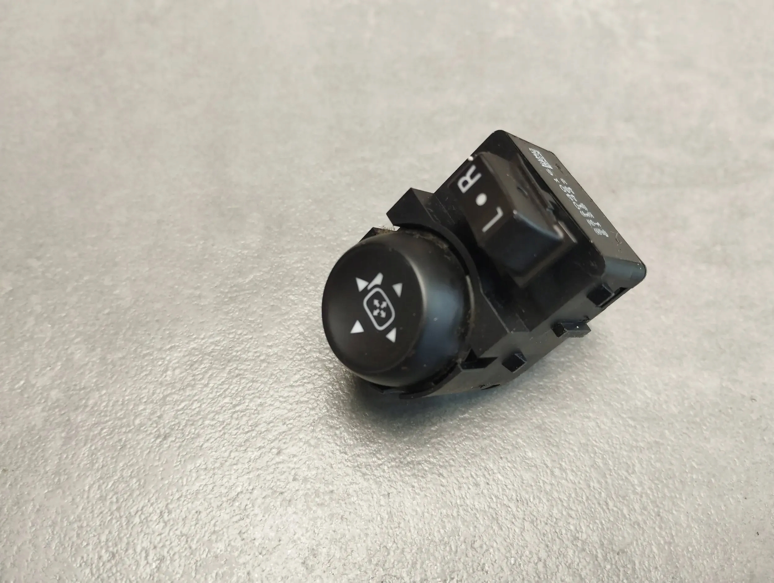Opel Insignia A LIFT mirror control switch 23204016