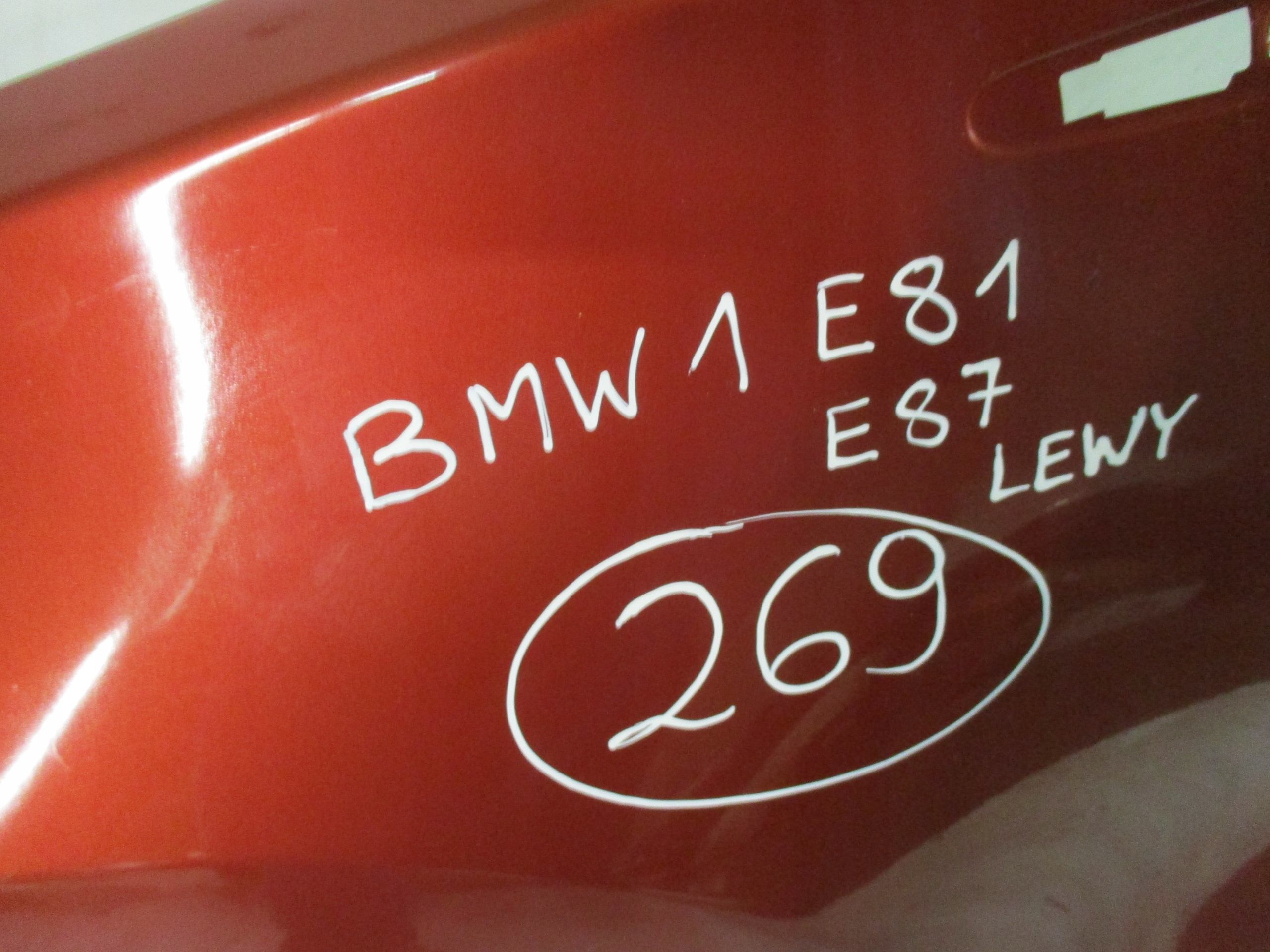 blatník levý předek BMW 1 E81 E87